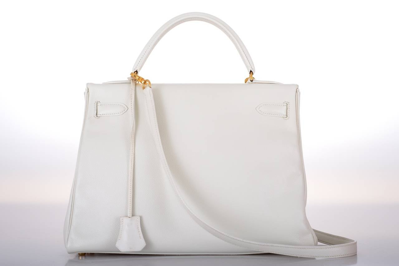JF ONE & ONLY HERMES JE TAIME JF 32cm WHITE KELLY VINTAGE GOLD HARDWARE 2DIE! In Excellent Condition In NYC Tri-State/Miami, NY