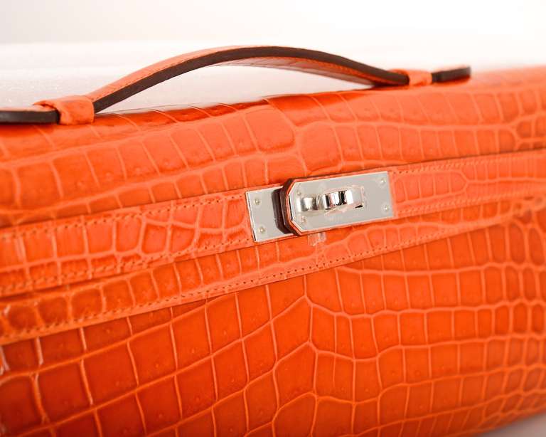 HERMES KELLY ORANGE CROCODILE BAG KELLY Cut CLUTCH POCHETTE JaneFinds In New Condition In NYC Tri-State/Miami, NY