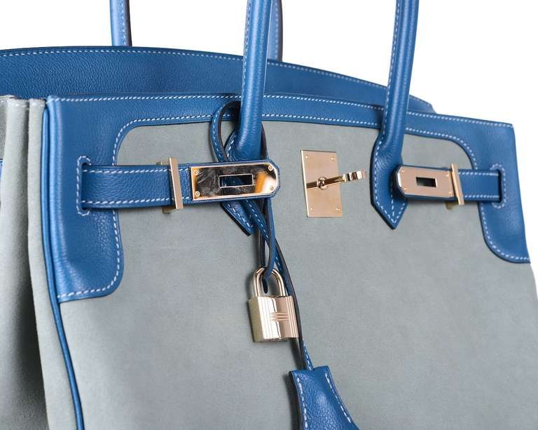 As always, another one of my fab finds! Hermes 35cm Birkin in beautiful rare LIMITED EDITION GRIZZLY SUEDE BIRKIN with PERMABRASS (ROSE GOLD) hardware.
THIS BAG IS LIGHTER THEN ANY LEATHERS FROM HERMES! THE BAG IS SUEDE BLUE DE GALICE & CIEL COLOR