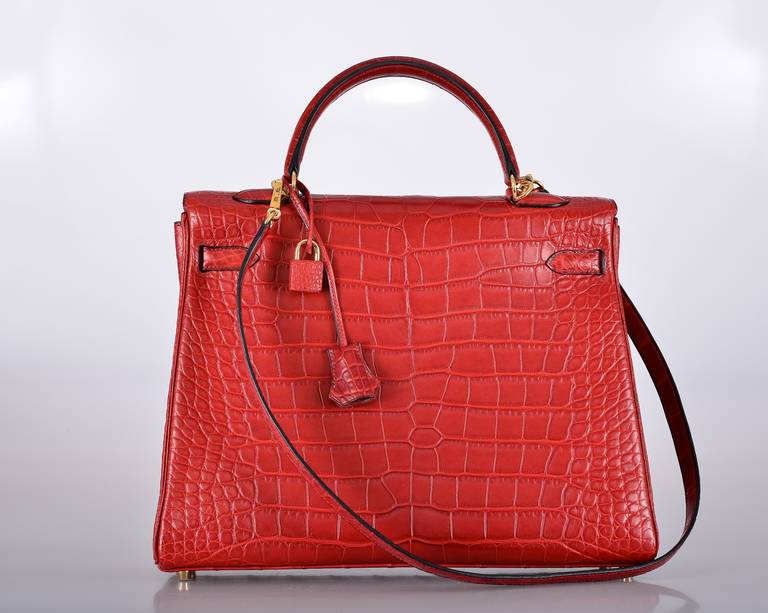 HERMES KELLY BAG 35cm ROUGE H MATTE ALLIGATOR JaneFinds In New Condition In NYC Tri-State/Miami, NY