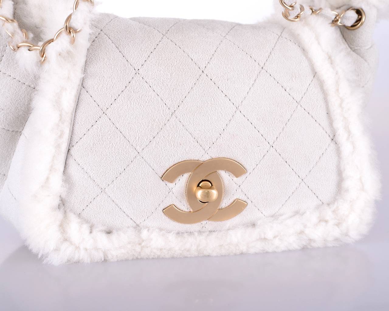 CHANEL RUNWAY Bag LIMITED EDITION SHEARLING GOLD HARDWARE JaneFinds For Sale 4