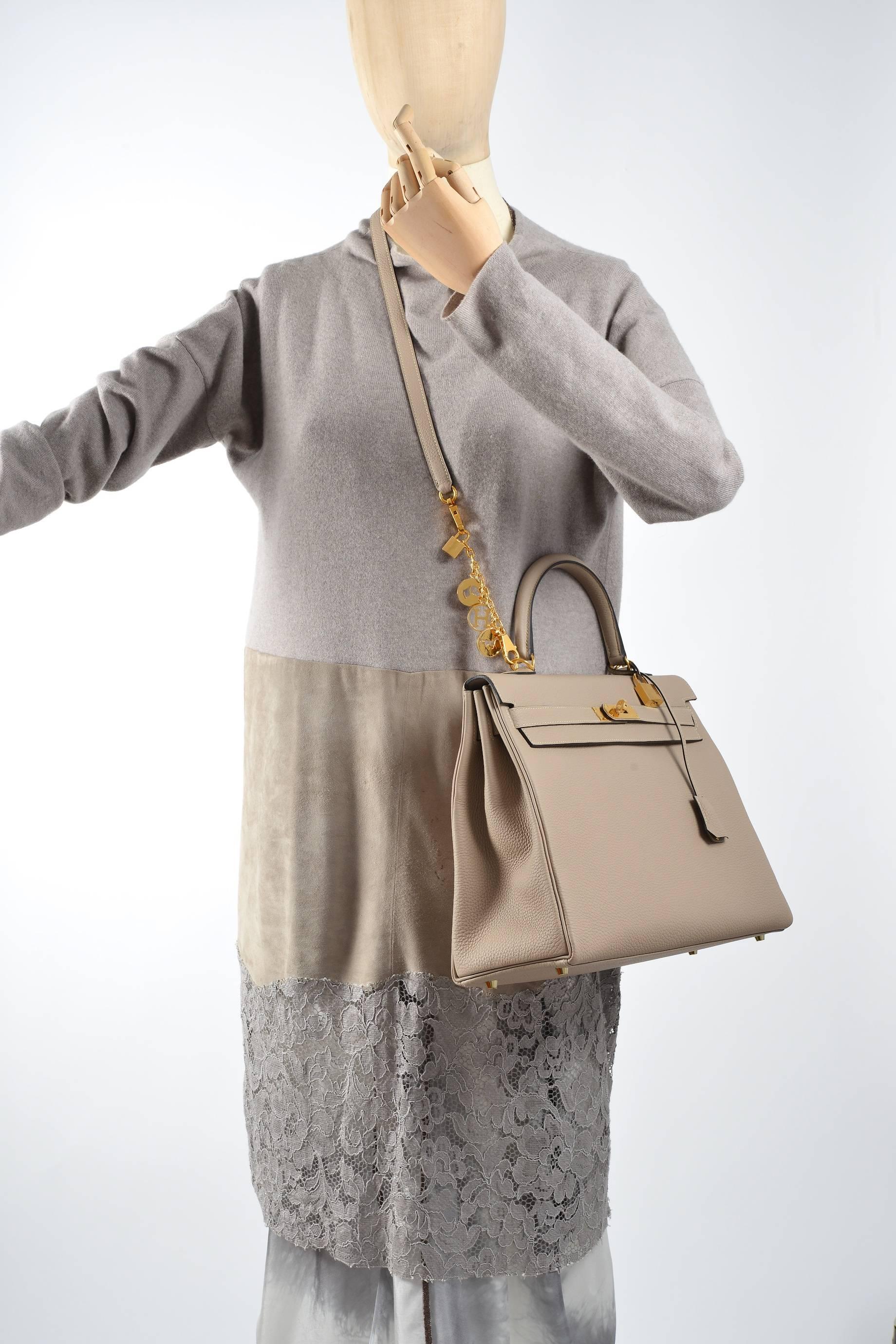 HERMES KELLY BAG GRIS TOURTERELLE 35cm GREY TOGO GOLD HARDWARE JaneFinds In New Condition In NYC Tri-State/Miami, NY