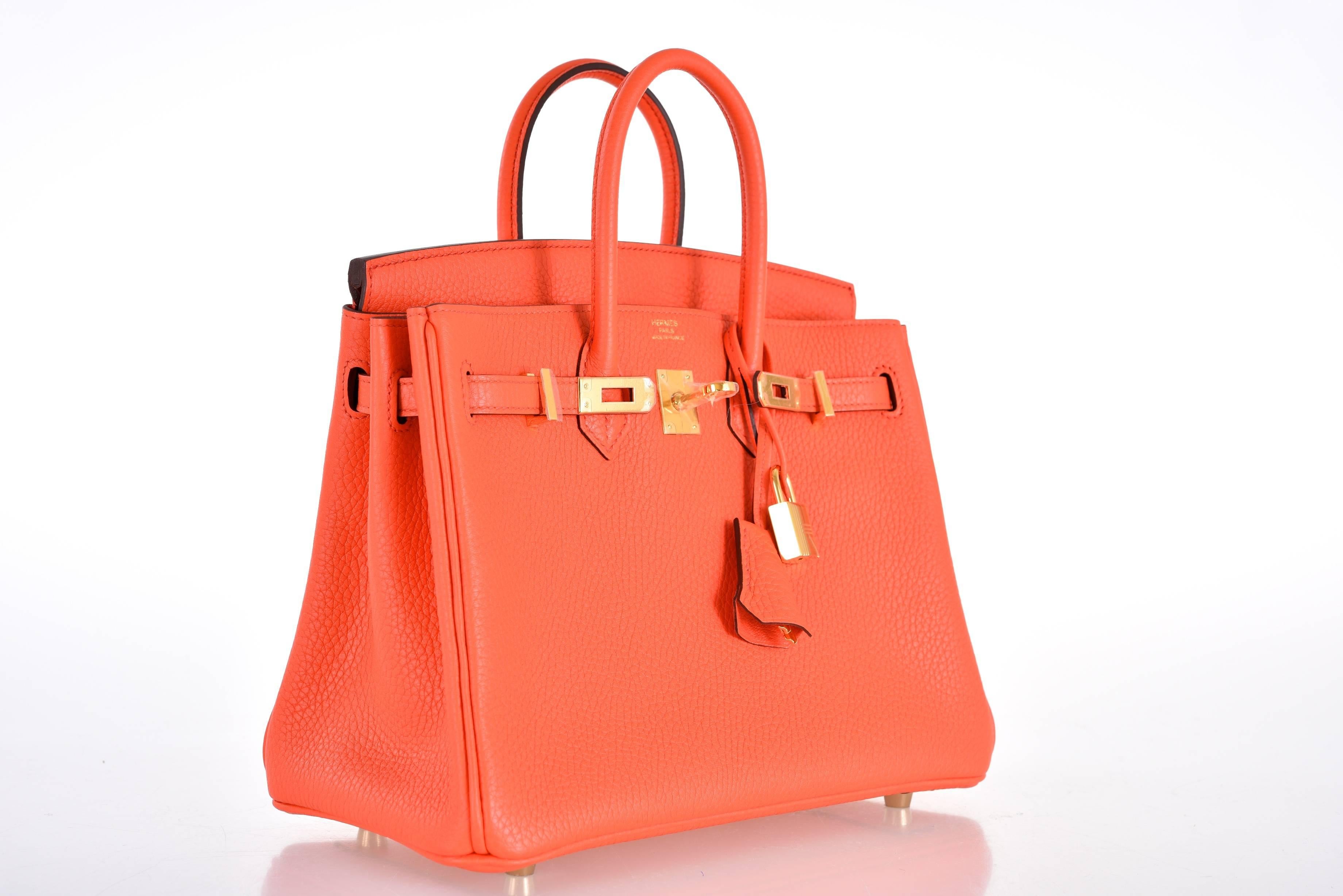 Hermes 25cm Birkin Poppy with Gold Hardware Togo JaneFinds In New Condition For Sale In NYC Tri-State/Miami, NY