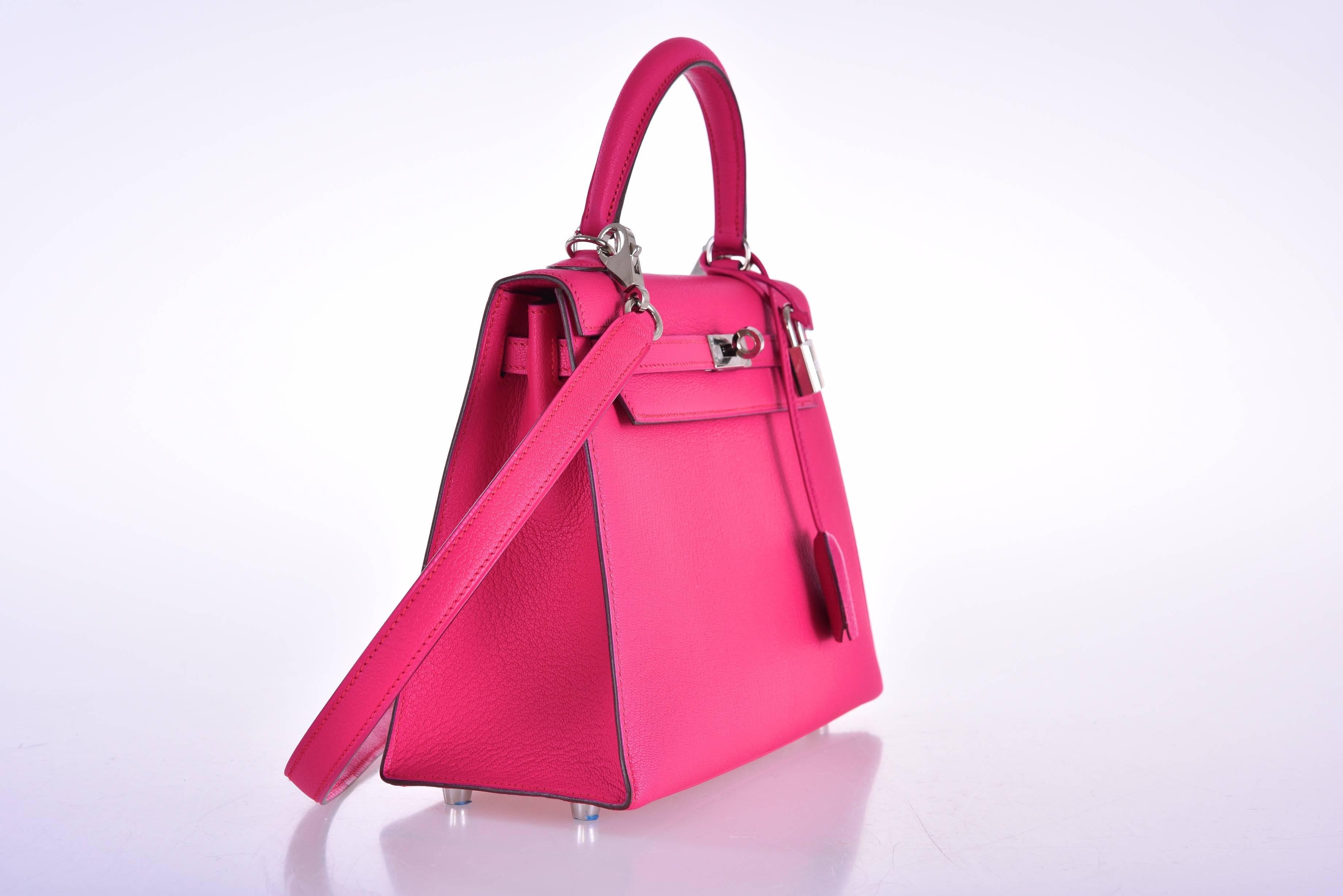 Hermes Kelly 25cm Bag in Fuschia Chevre Goat skin Leather Only on JaneFinds

Pristine 
Hardware: Palladium
Country of Origin: France
Color: Fuschia 
Closure: Toggle
Handle Drop (in inches): 3.5
Shoulder Strap Drop (in inches): 16.5
Height