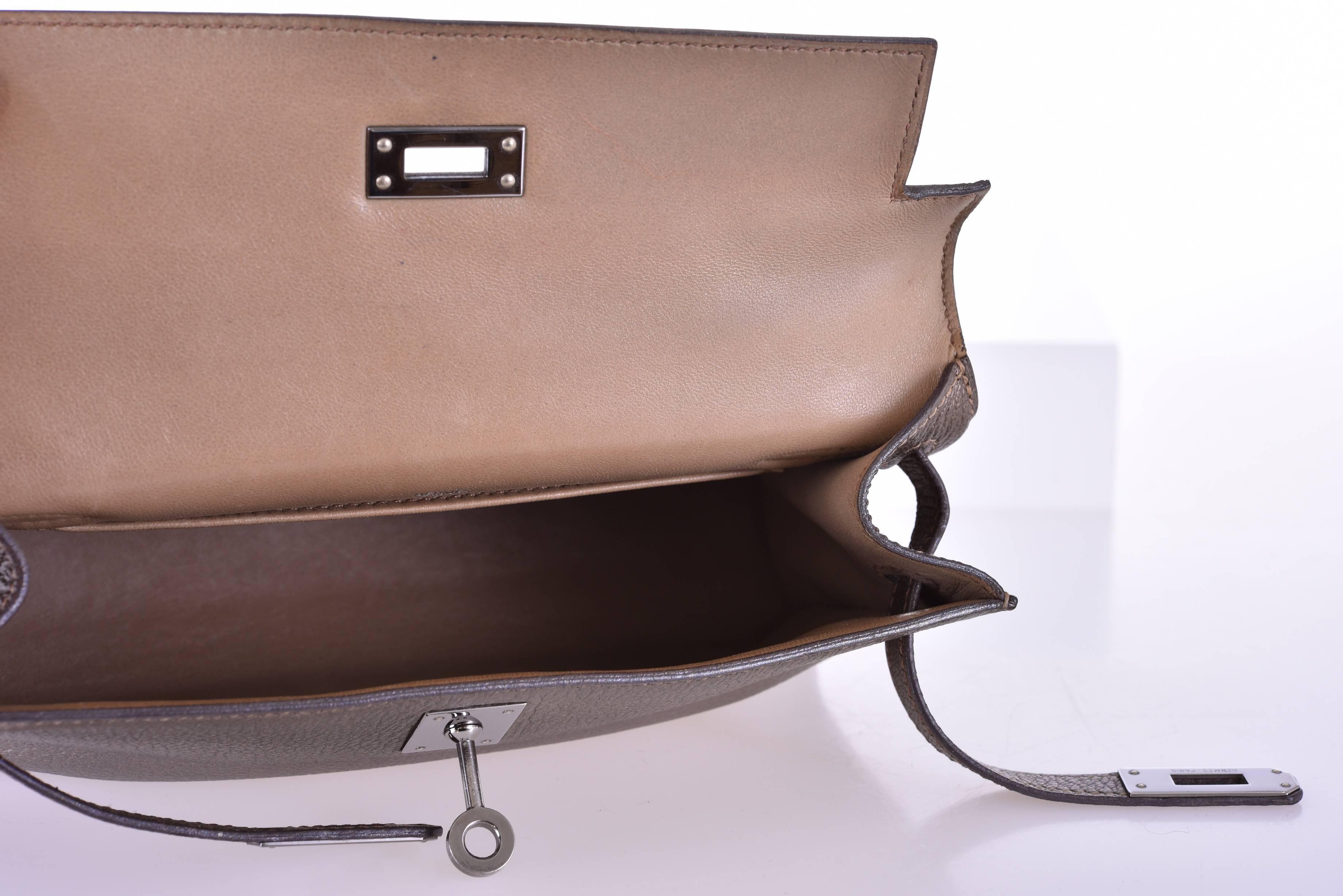 Hermes Kelly Pochette Clutch Bronze Special Edition JaneFinds In Good Condition For Sale In NYC Tri-State/Miami, NY