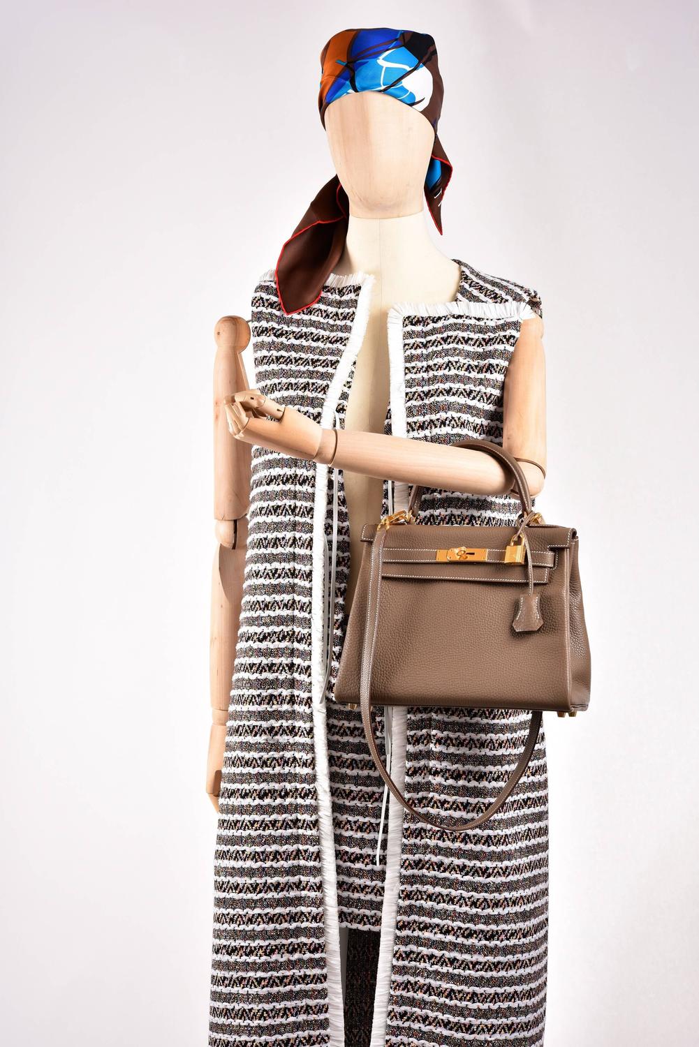 hermes etoupe togo retourne kelly 28cm palladium hardware shoulder bag