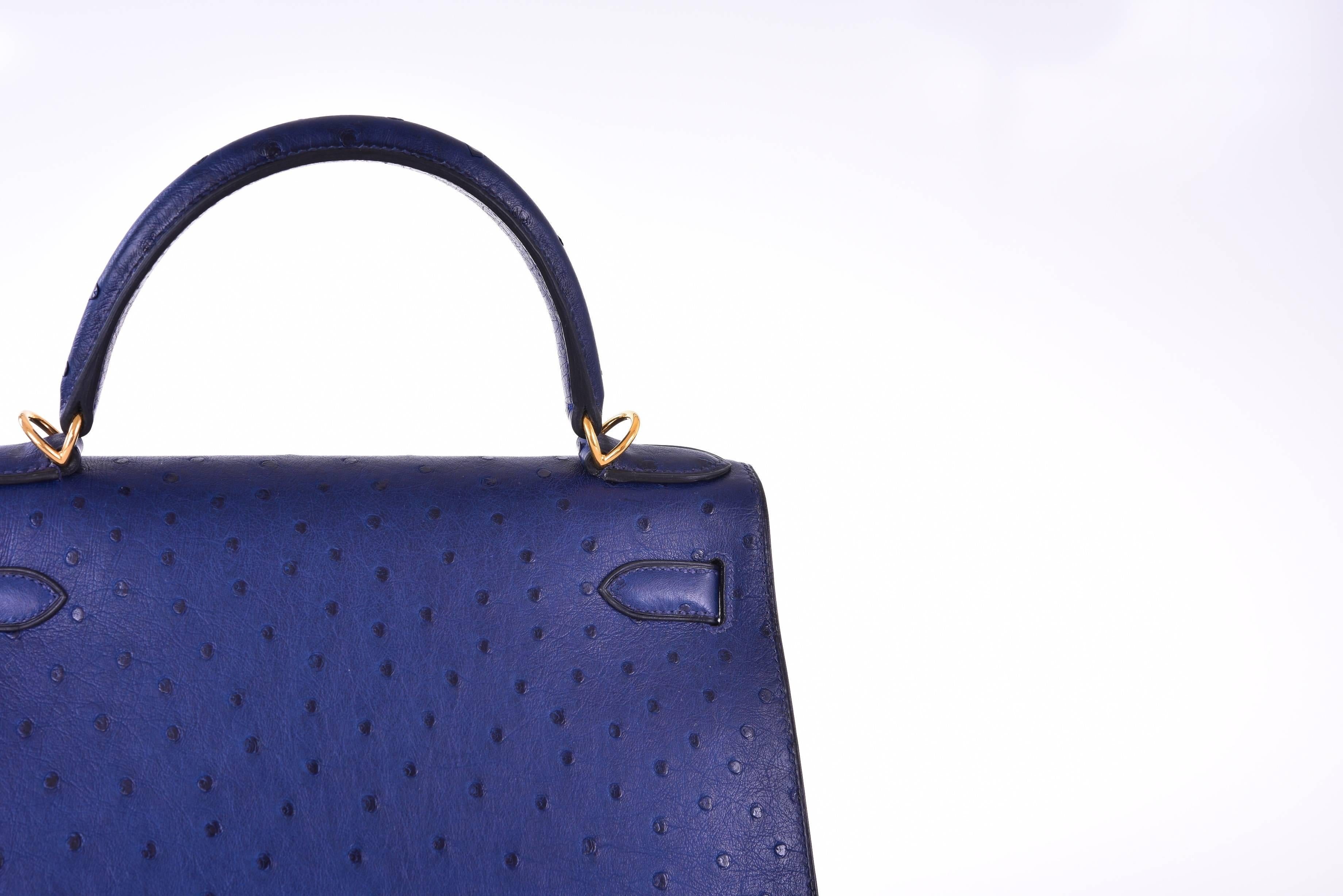 Hermes Ostrich Kelly 28cm Blue Iris Gold Hardware JaneFinds In New Condition For Sale In NYC Tri-State/Miami, NY