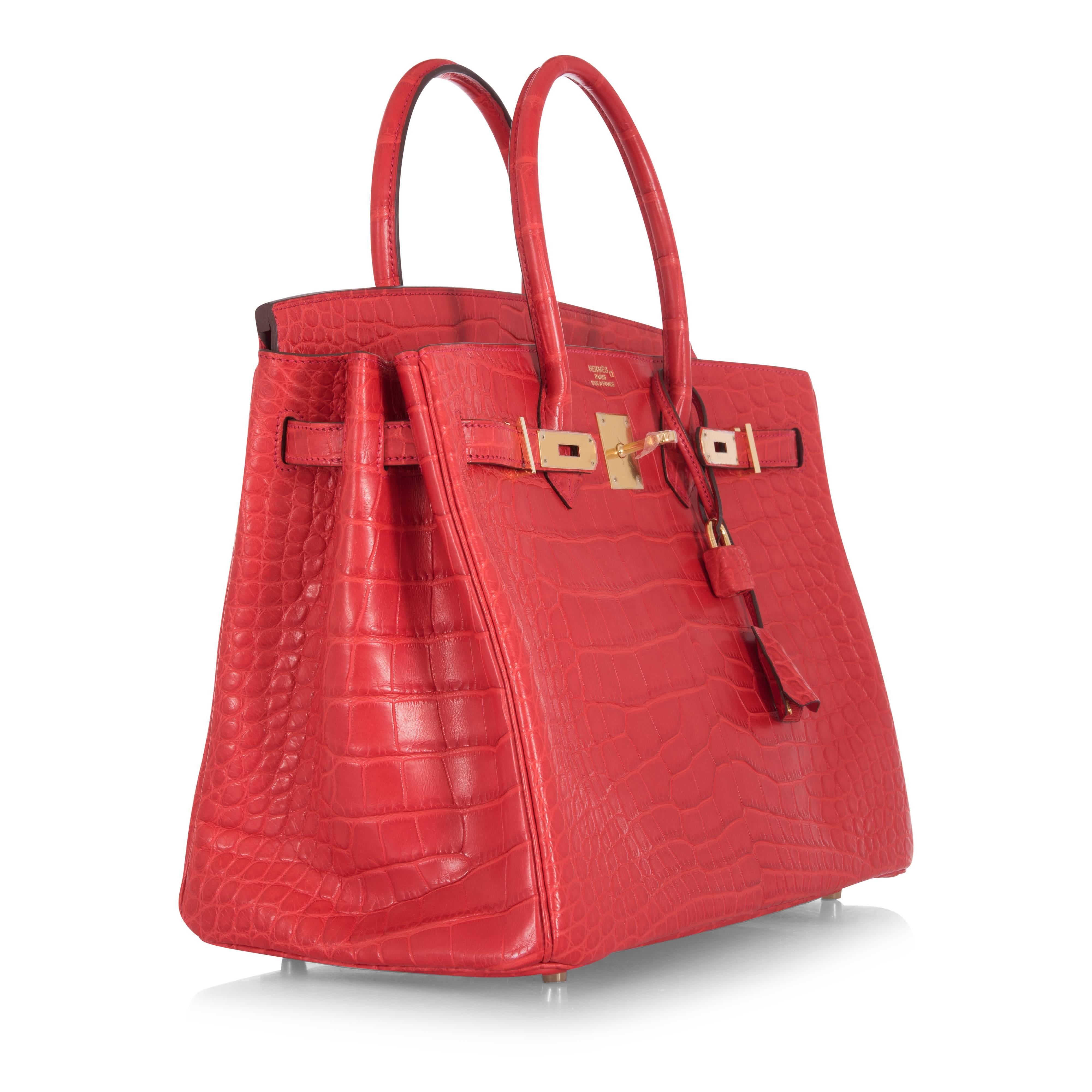 Hermes 35cm Birkin Bag Geranium Red Matte Alligator With Insane Gold Hardware In New Condition For Sale In NYC Tri-State/Miami, NY