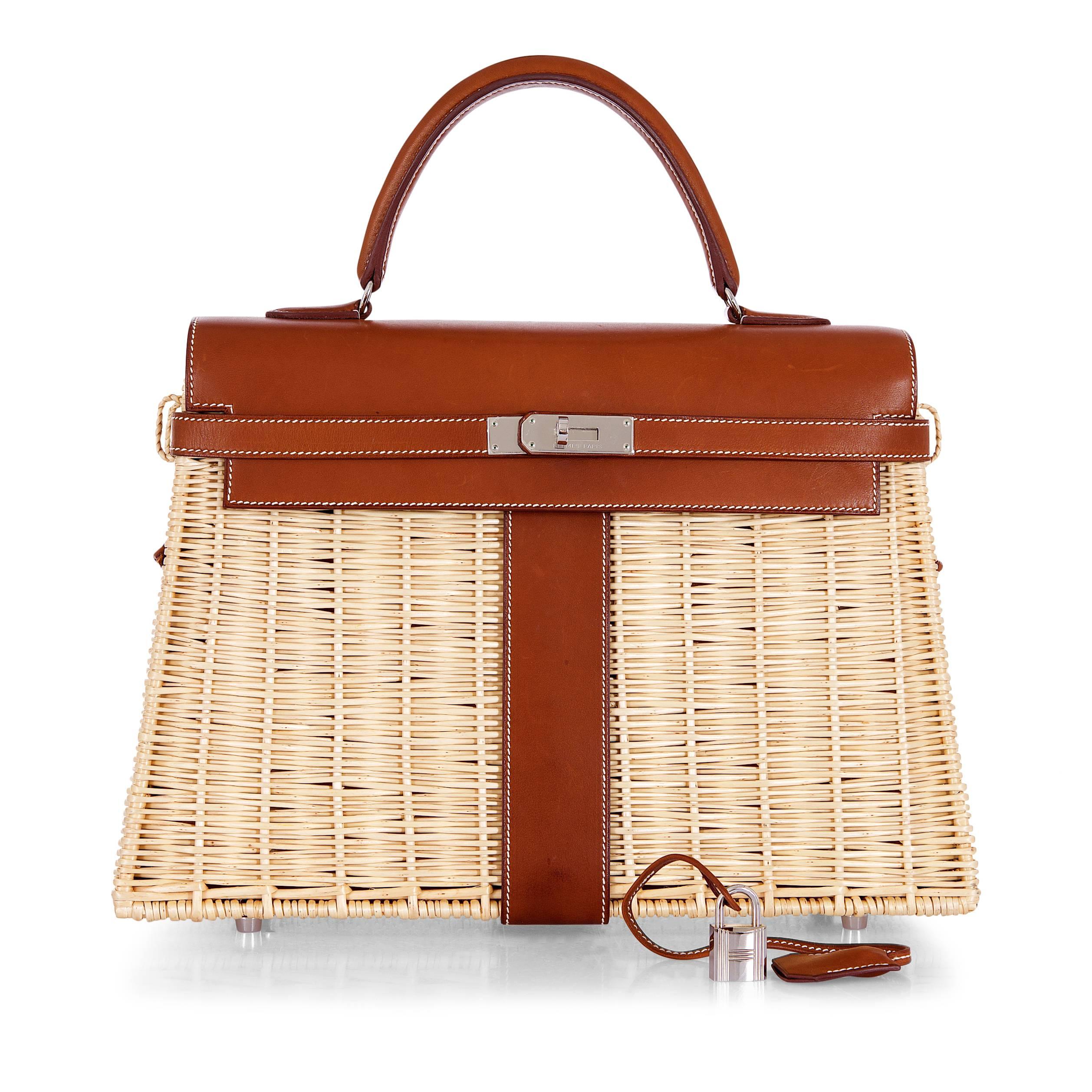 HERMES PICNIC KELLY 35cm 

A collectors dream… 

Pristine 

Barenia and Wicker with Palladium Hardware!

If there is any bag that exudes Summer, then it will be this Hermes Kelly Picnic Bag… 

What sets this bag apart from all the other bags of this