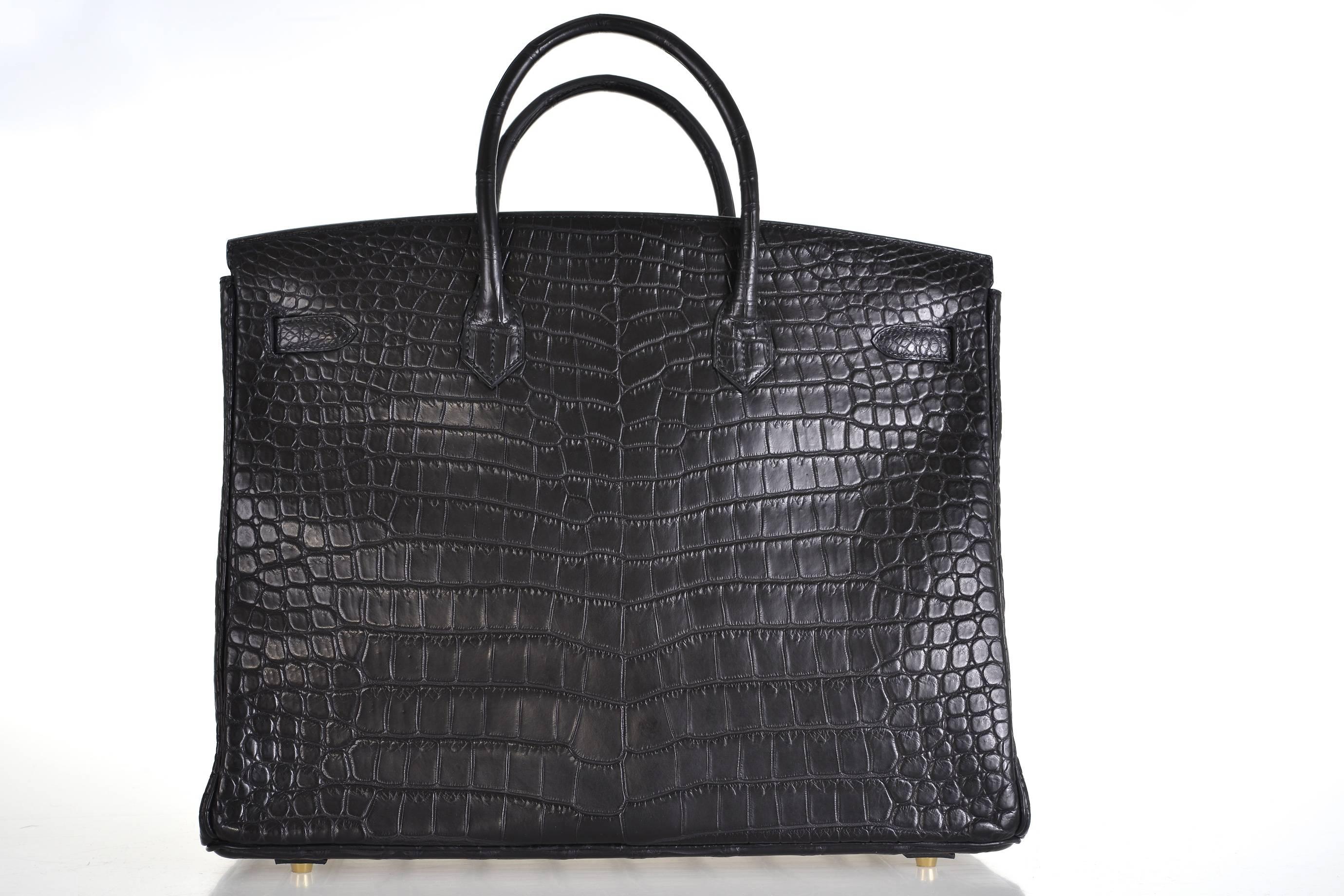 HERMES BIRKIN BAG 40cm BLACK MATTE CROCODILE POROSUS GOLD HARDWARE JaneFinds In New Condition For Sale In NYC Tri-State/Miami, NY