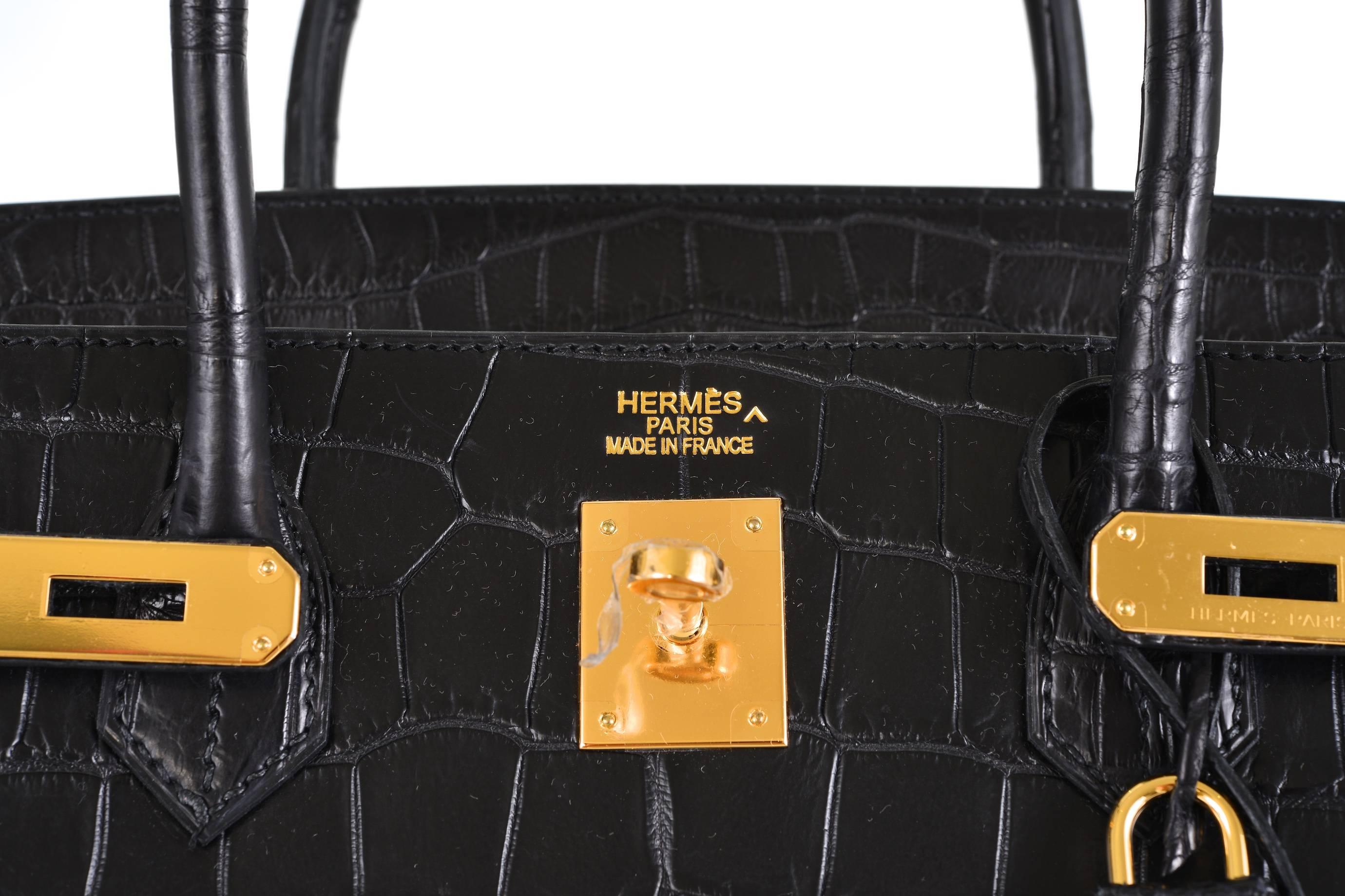 Women's HERMES BIRKIN BAG 40cm BLACK MATTE CROCODILE POROSUS GOLD HARDWARE JaneFinds For Sale