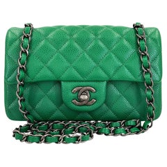 Chanel 16C „Green Caviar“ Mini-Tasche mit rechteckigem Klappverschluss, rechtshändig, RHW 69298