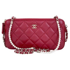 Chanel 2017 Red Fantasy Pearl Double Zip Clutch on Chain Crossbody Bag 69301