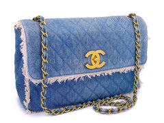 Seltene Chanel Vintage-Maxi-Classic-Flap-Bag aus blauem Denim, 1994, 24k GHW 69380