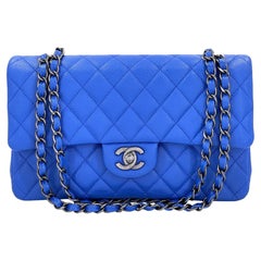 Borsa Chanel 16C Blue Roi Cobalt Caviar, modello Classic a doppia patta, misura media, RHW 69307