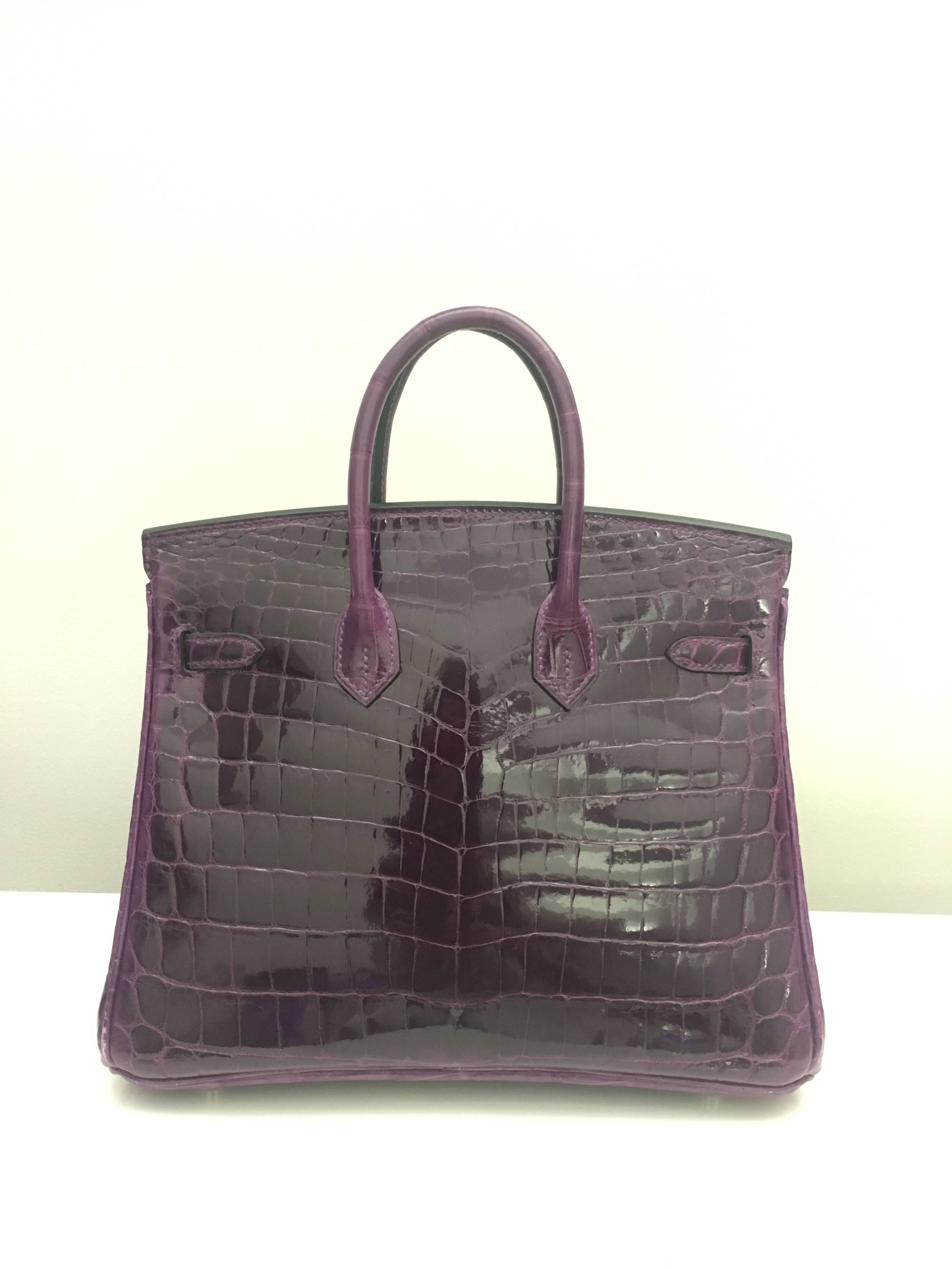 Hermes Birkin 25 Cassis Shiny Croc PHW In New Condition In London, GB