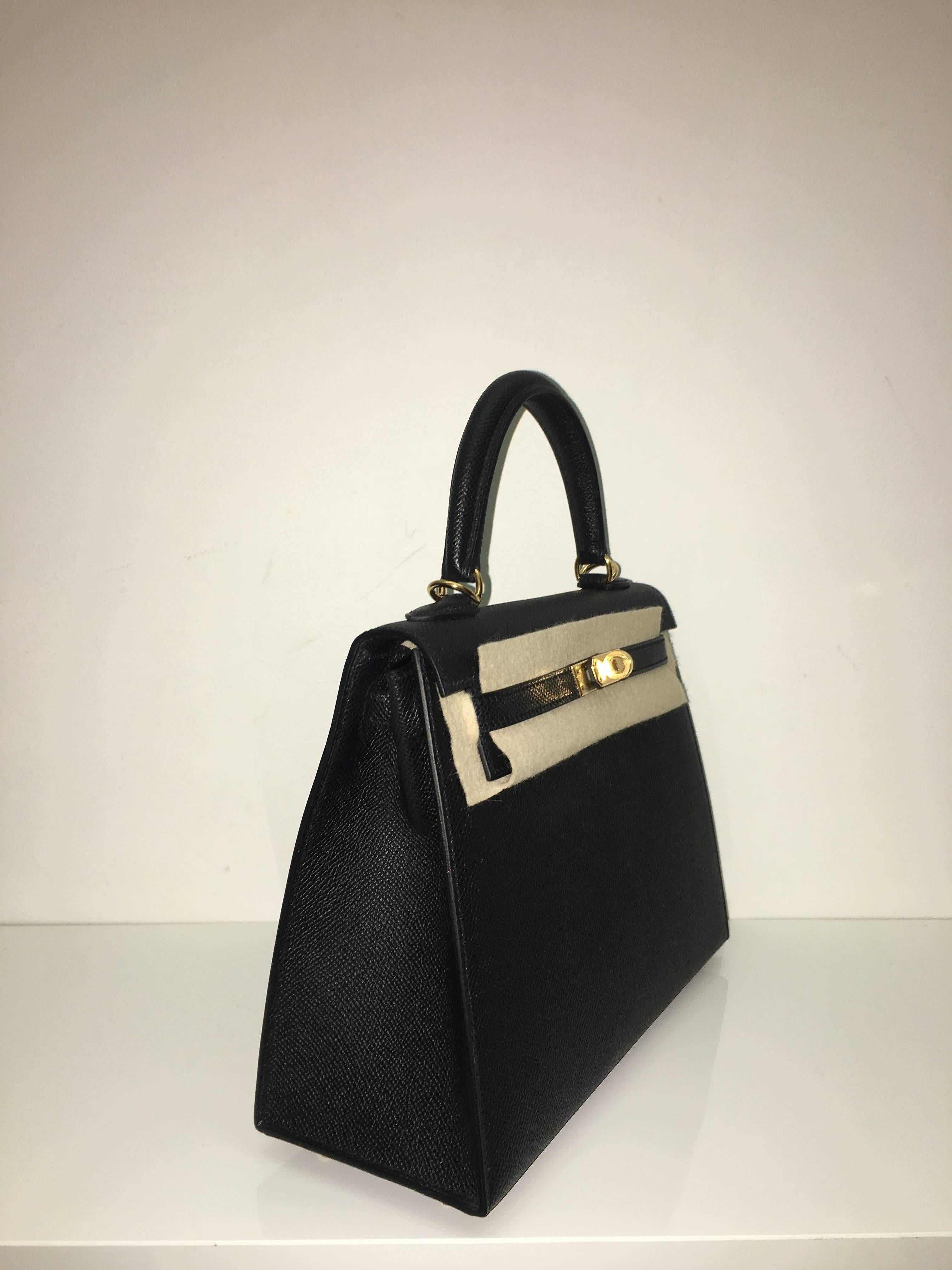Hermes 
Kelly Size 25
Epsom Leather 
Colour Black
Gold Hardware 
store fresh, comes with receipt and full set (dust bag, box...) 
Hydeparkfashion specializes in sourcing and delivering authentic luxury handbags, mainly Hermes, to client around