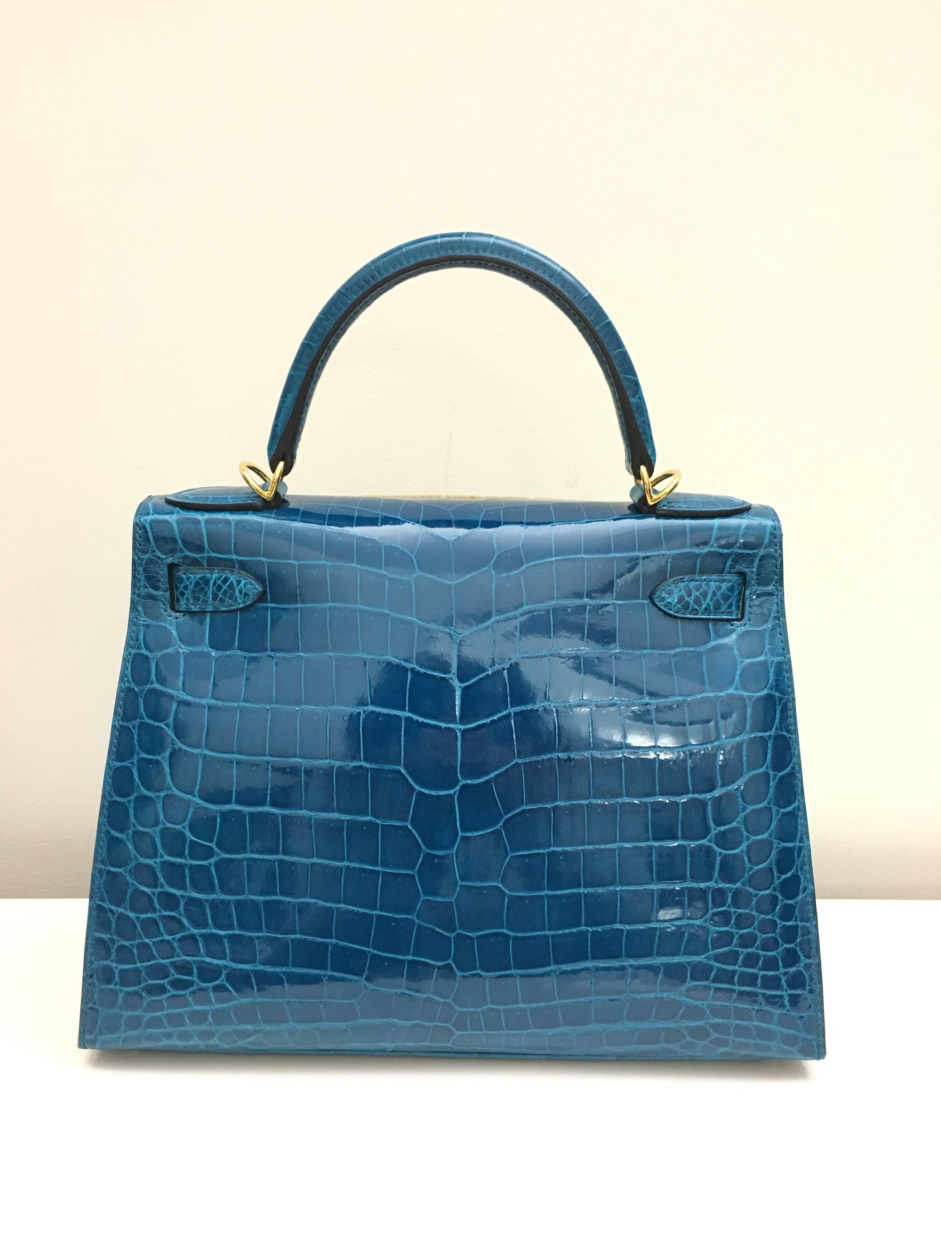 Brand New Hermes Kelly 28 Blue Izmir Shiny Croc GHW In New Condition For Sale In London, GB