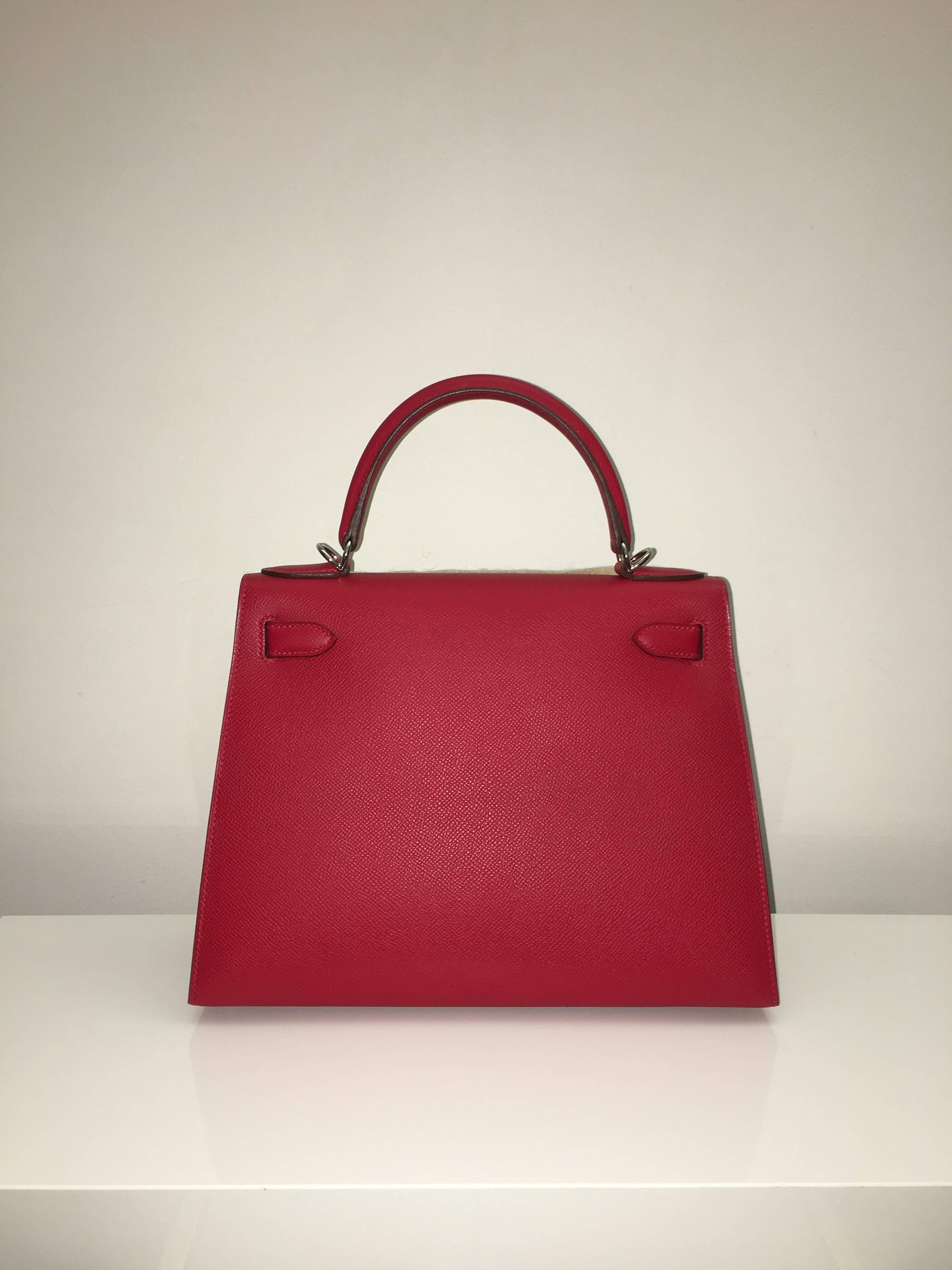 Brand New Hermes Kelly 28 Rouge Casak Epsom PHW In New Condition For Sale In London, GB