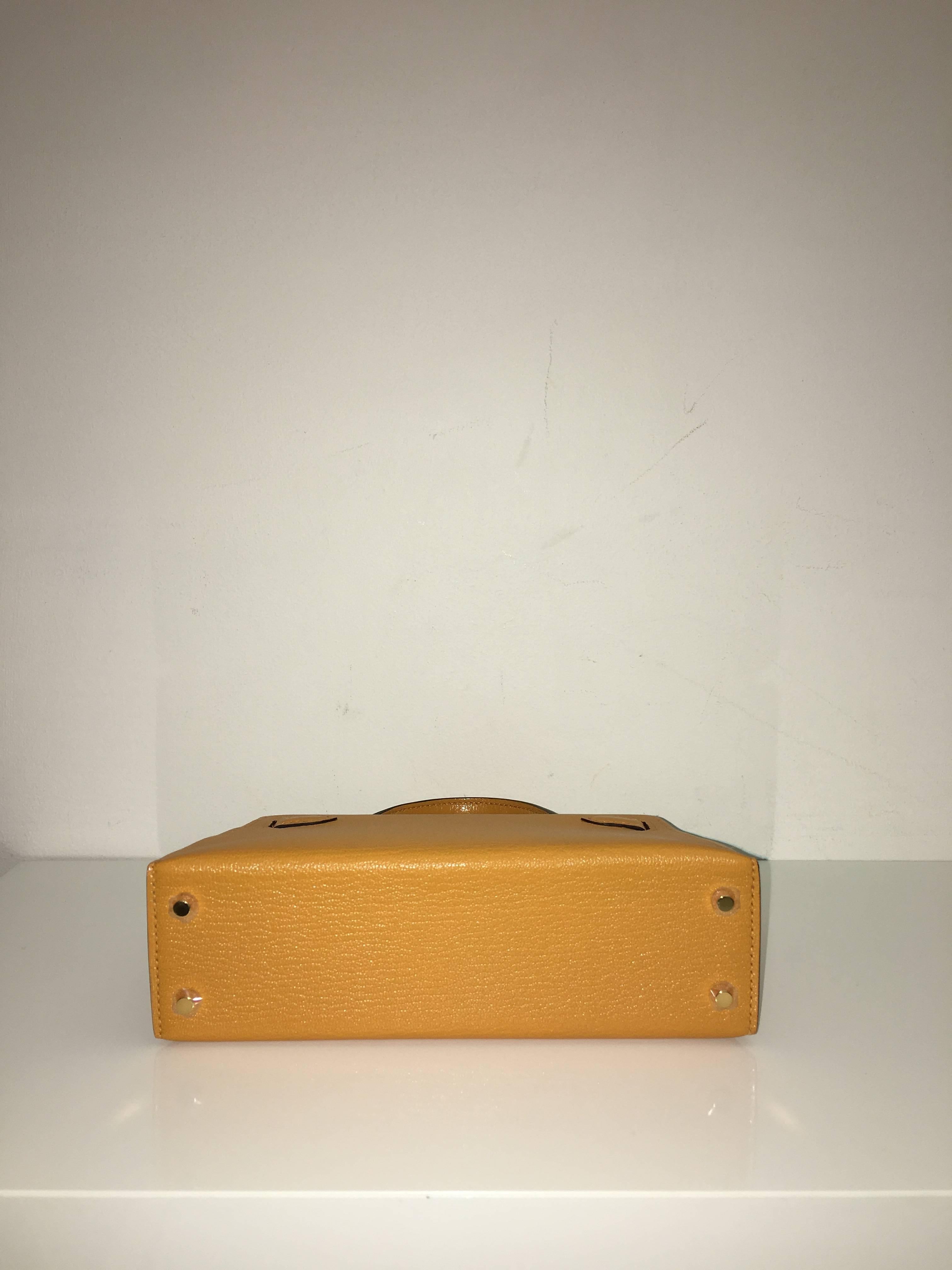 Women's or Men's Brand New Hermes Kelly 20 Mustard Chevre GHW For Sale