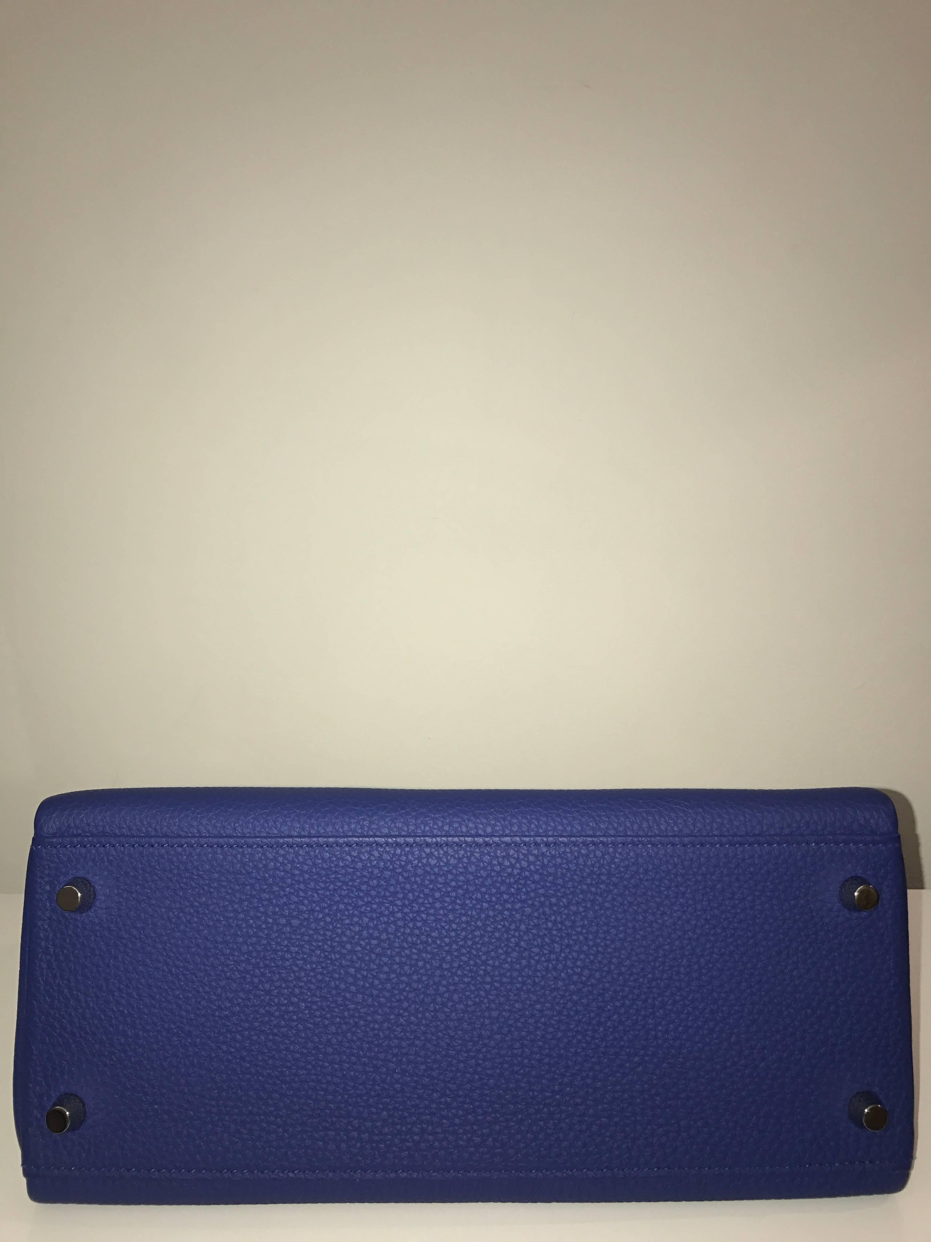Hermes Kelly 28 Electric Blue Togo PHW  For Sale 1