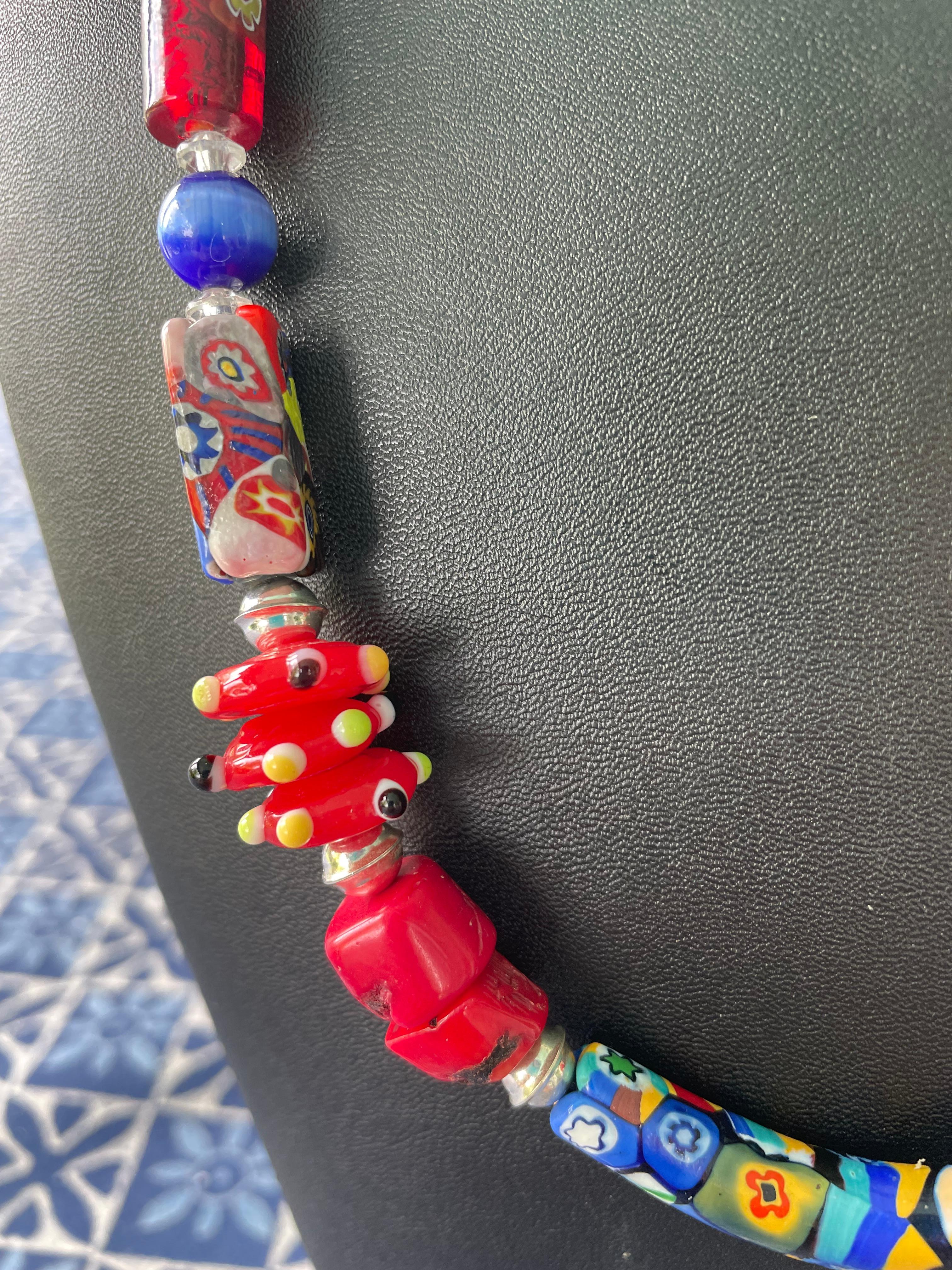 da uomo o donna LB offre una collana di corallo e turchese in vetro SS in vendita