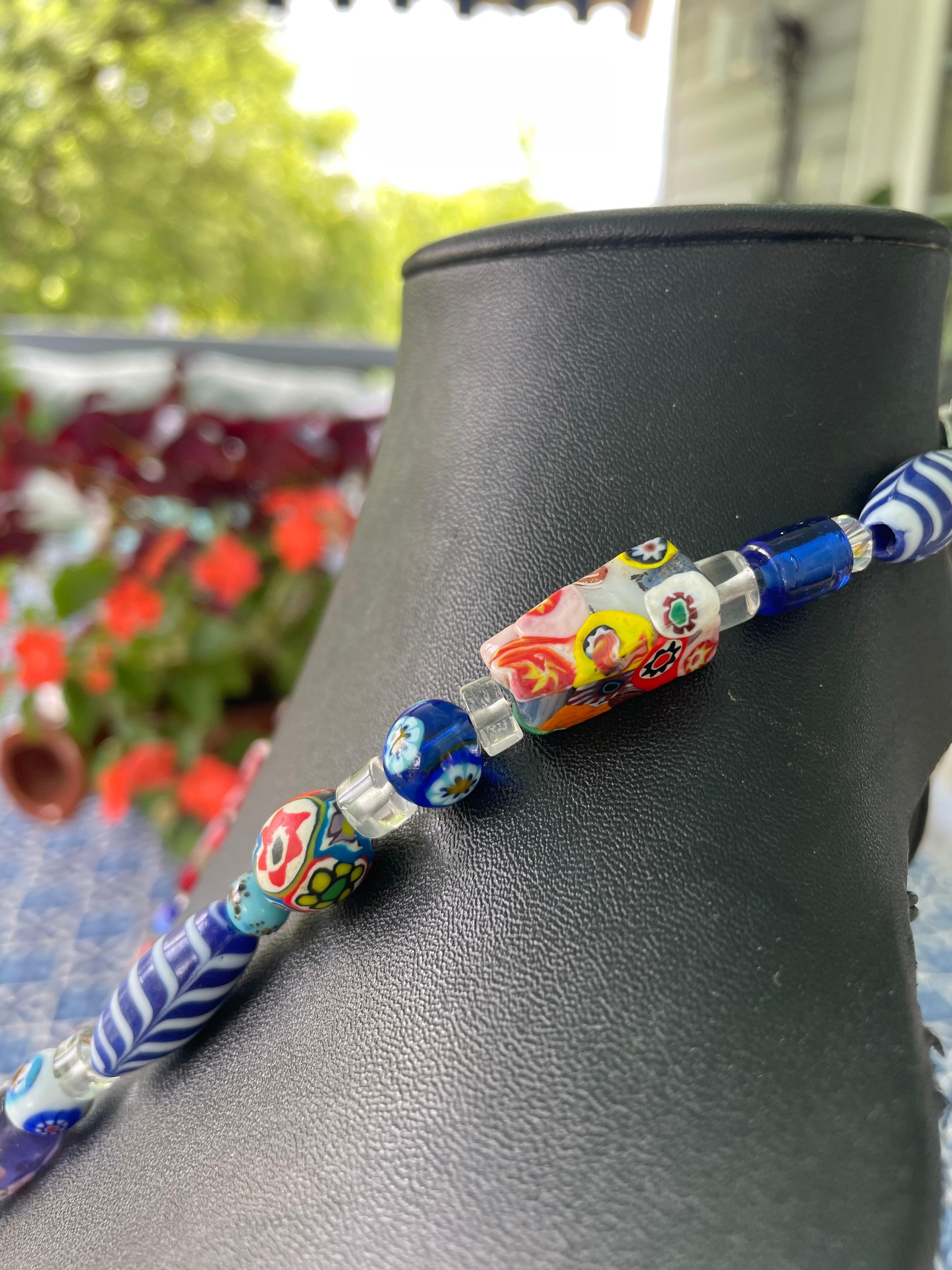 LB offre una collana di corallo e turchese in vetro SS in vendita 5