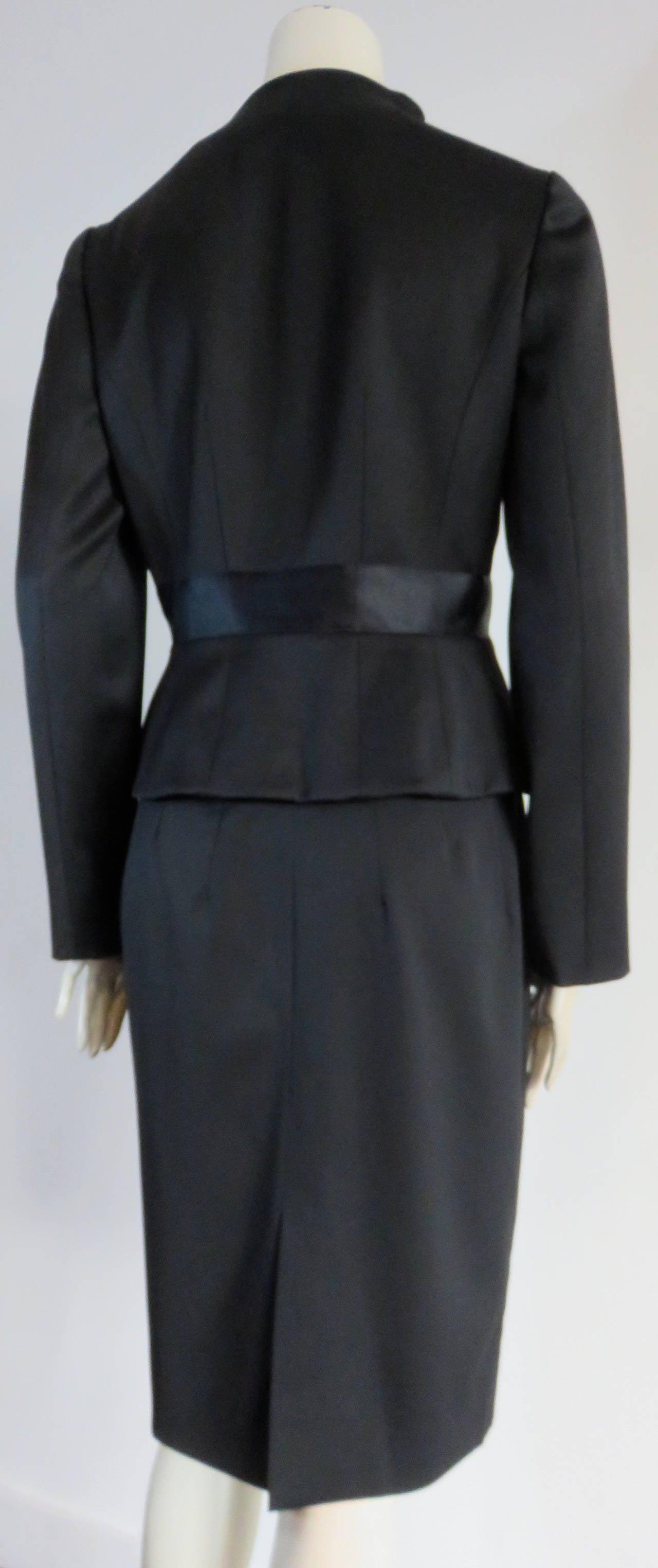 VALENTINO Ruffle detail skirt suit 3
