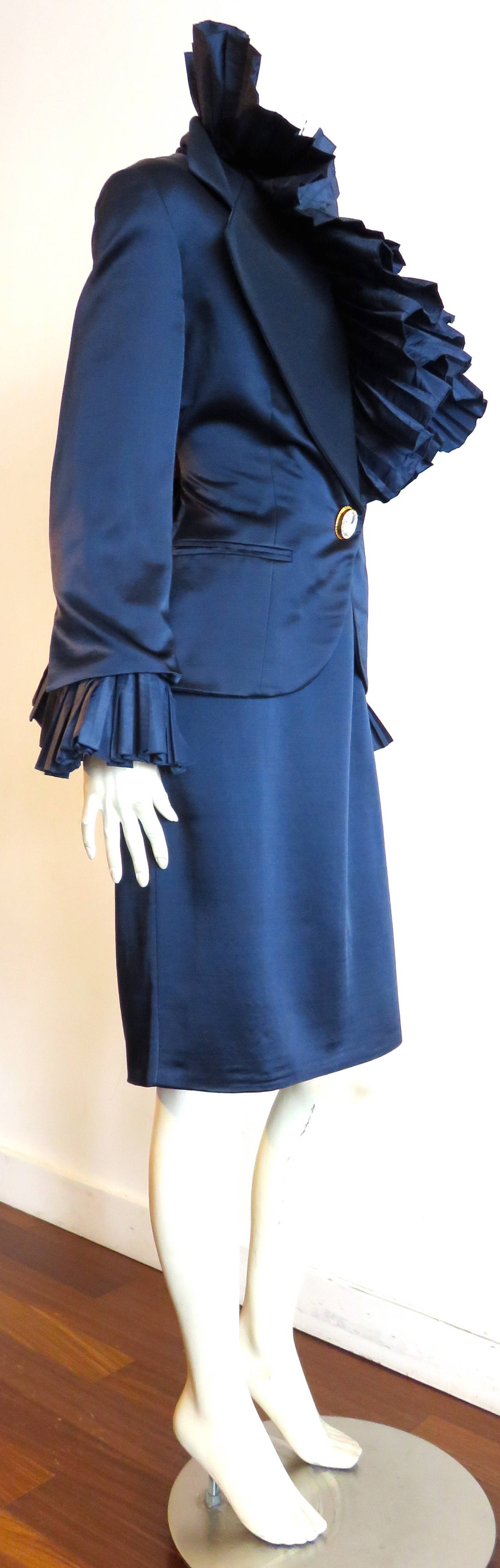 Women's CHRISTIAN DIOR by Gianfranco Ferré Satin & taffeta skirt suit