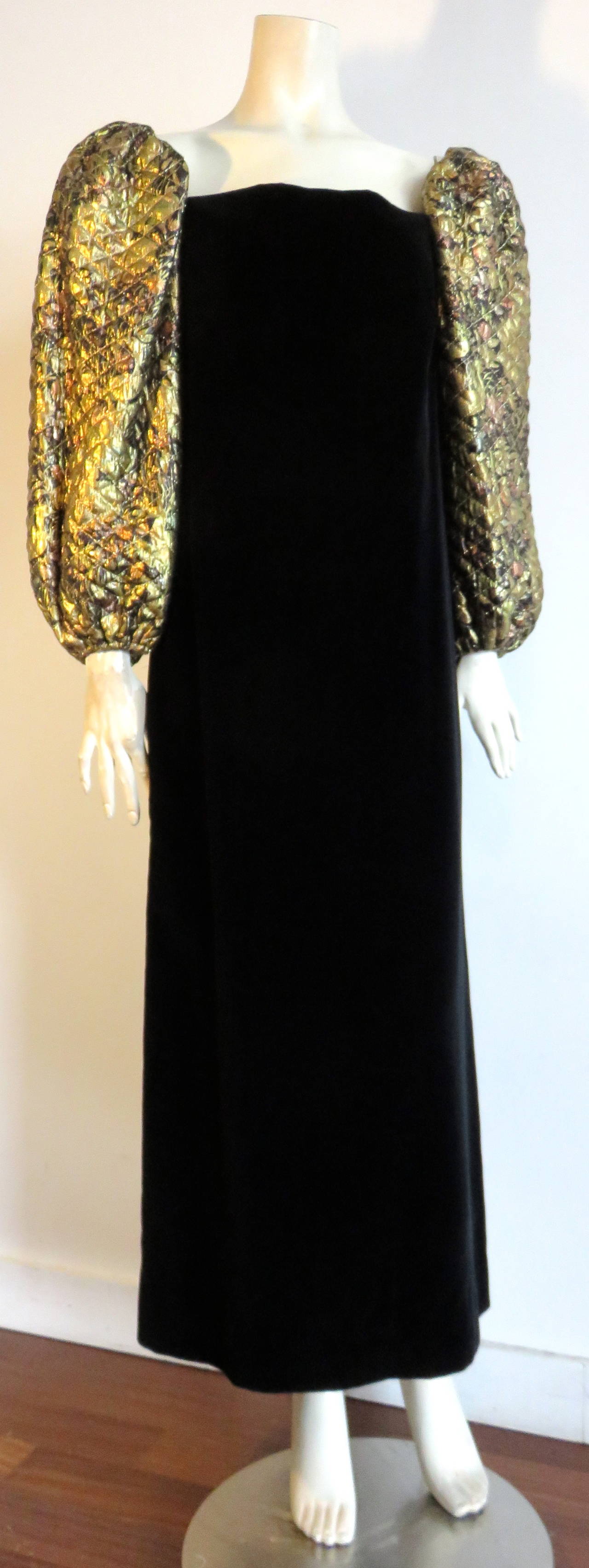 Women's 1980's PIERRE BALMAIN Volume sleeved evening gown dress For Sale