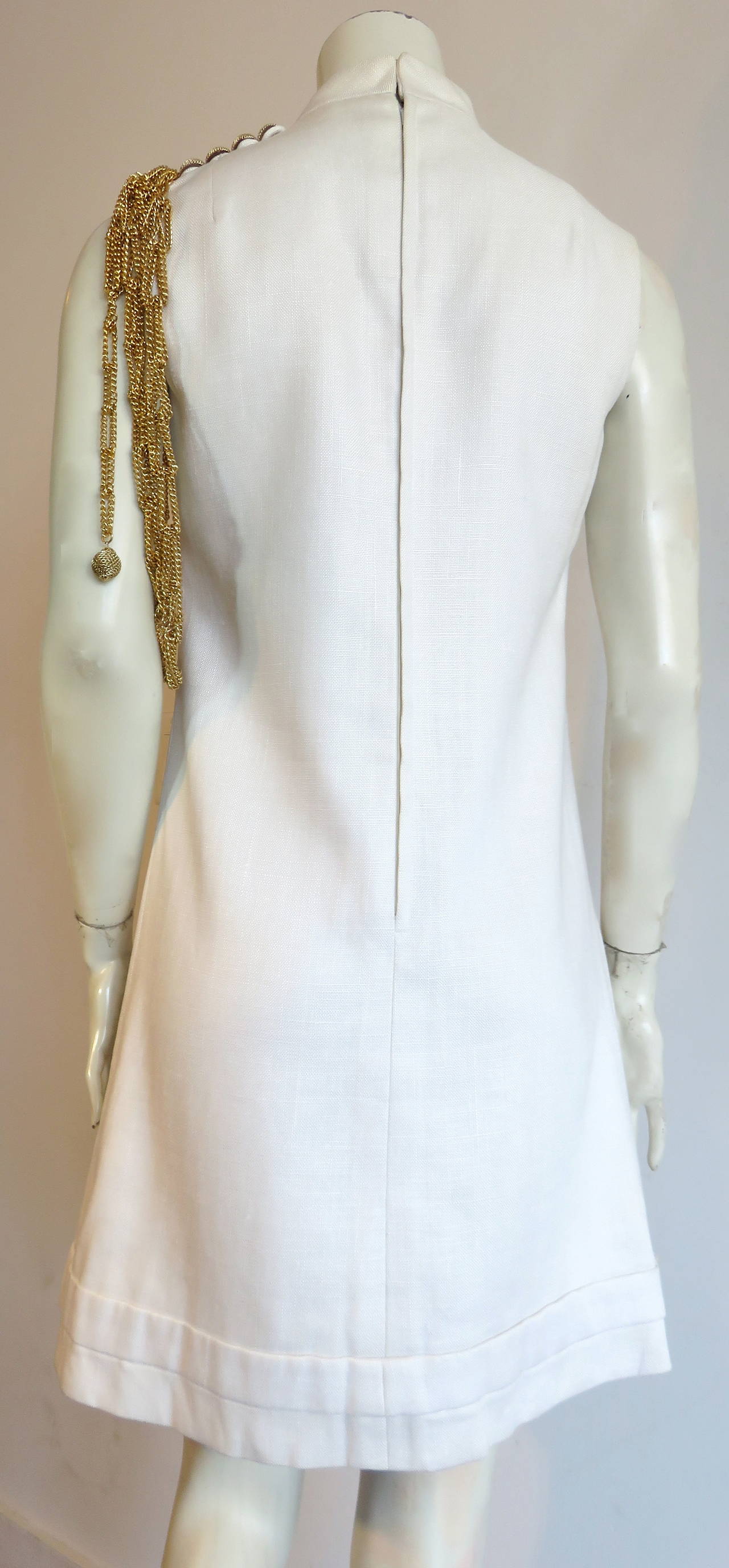 1960's BILL BLASS For MAURICE RENTNER Chain detail dress For Sale 4