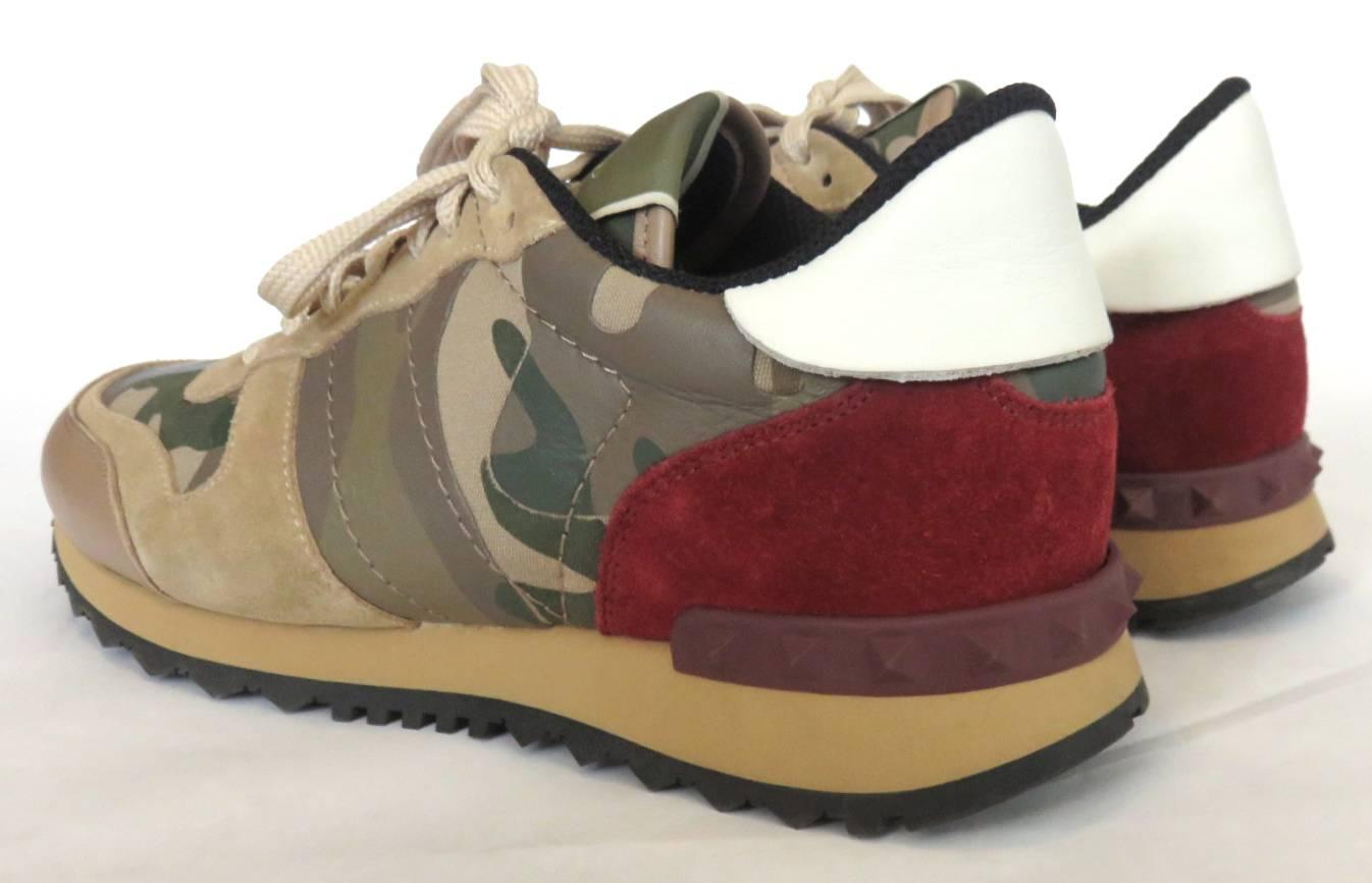 VALENTINO GARAVANI Men's Rockstud Camouflage sneakers trainers *worn once* 3