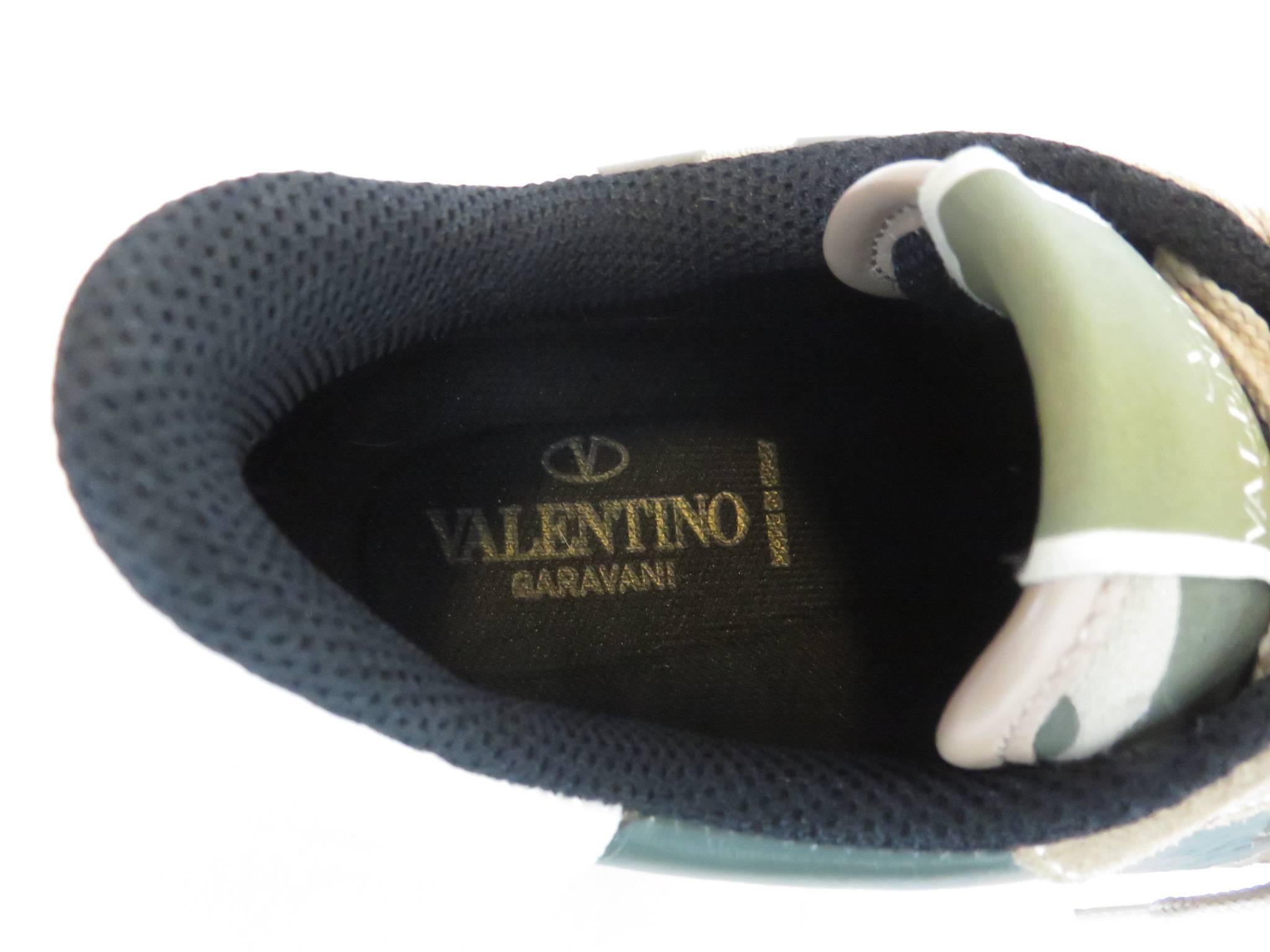 VALENTINO GARAVANI Men's Rockstud Camouflage sneakers trainers *worn once* 5