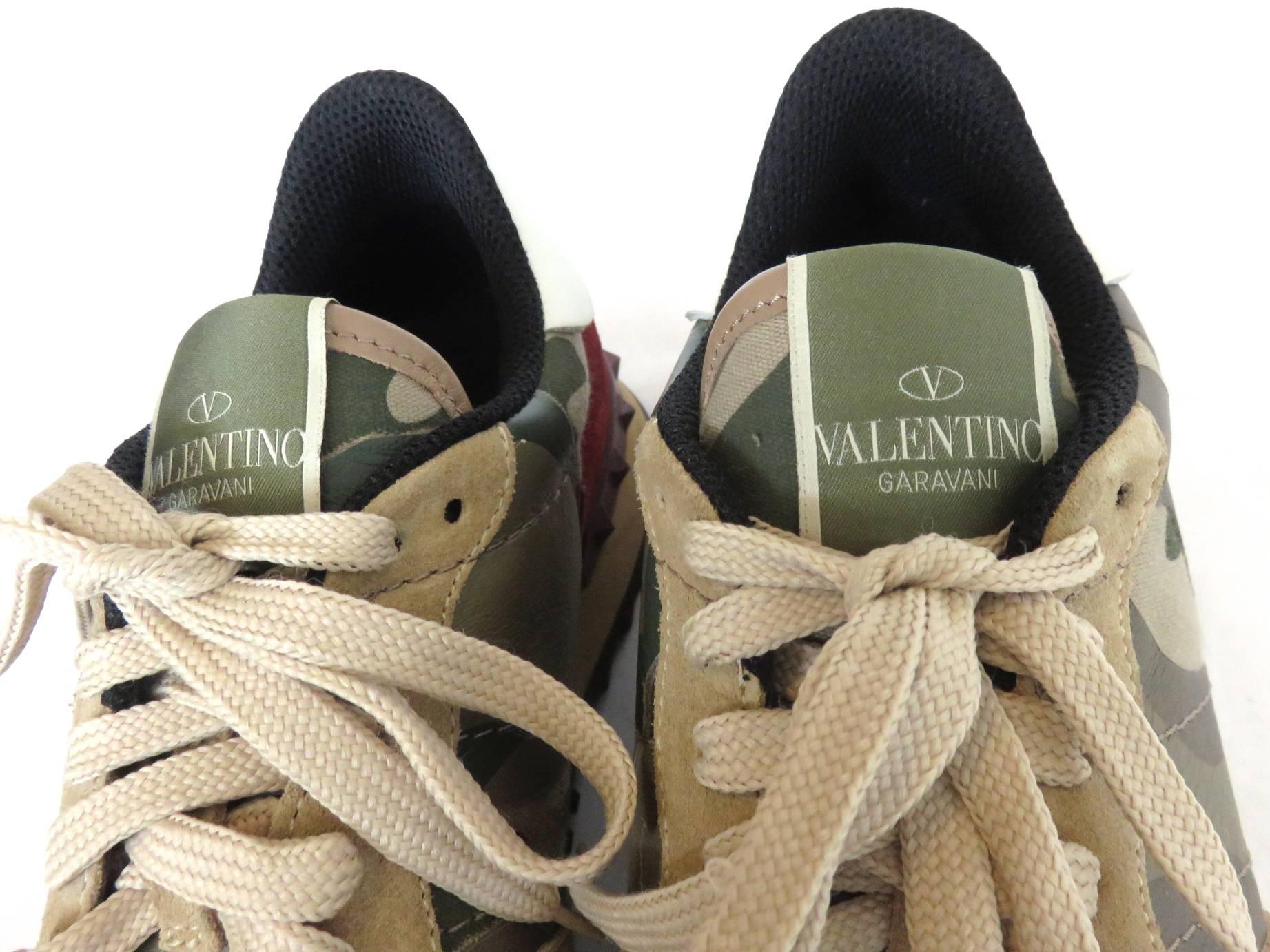 VALENTINO GARAVANI Men's Rockstud Camouflage sneakers trainers *worn once* 4