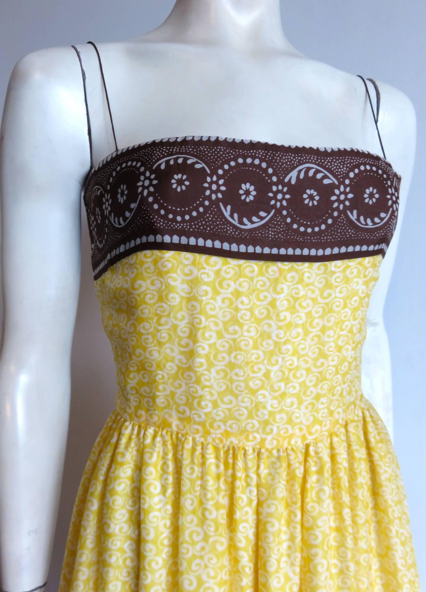 Beige 1990's OSCAR DE LA RENTA Silk georgette dress For Sale