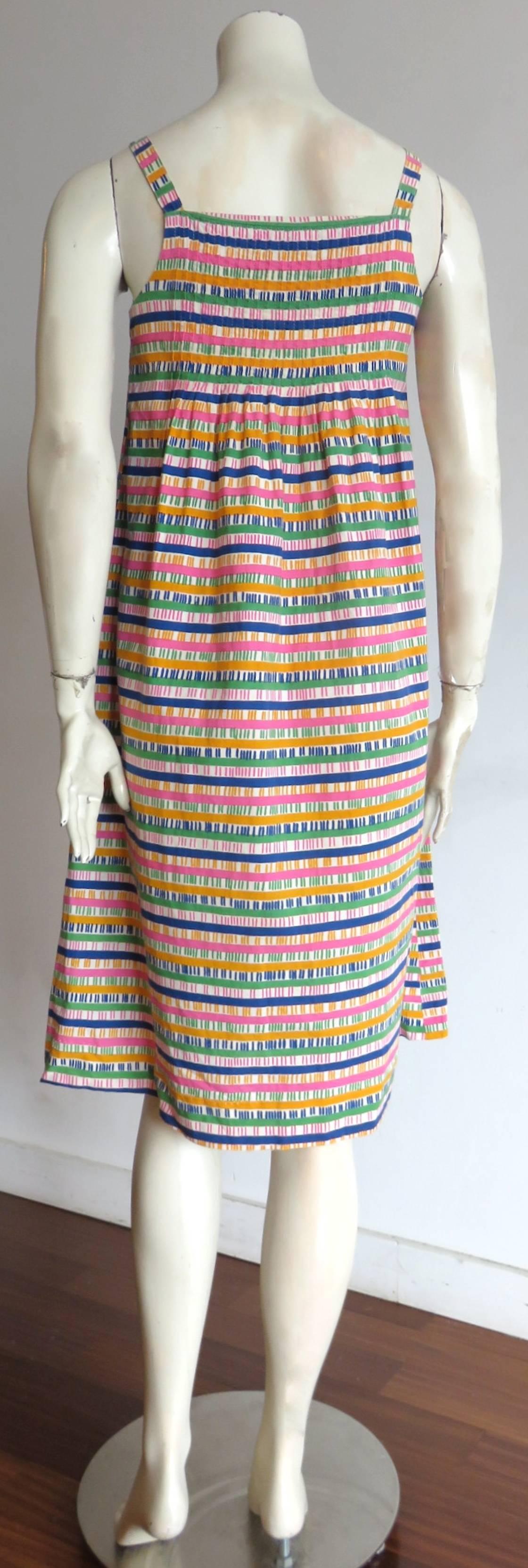 Women's 1970's MERIMEKKO Printed cotton poplin sun dress