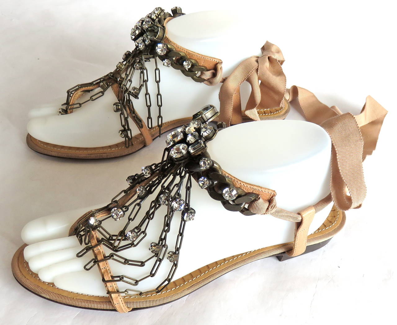 New LANVIN PARIS Chain-link rhinestone sandals shoes In New Condition In Newport Beach, CA