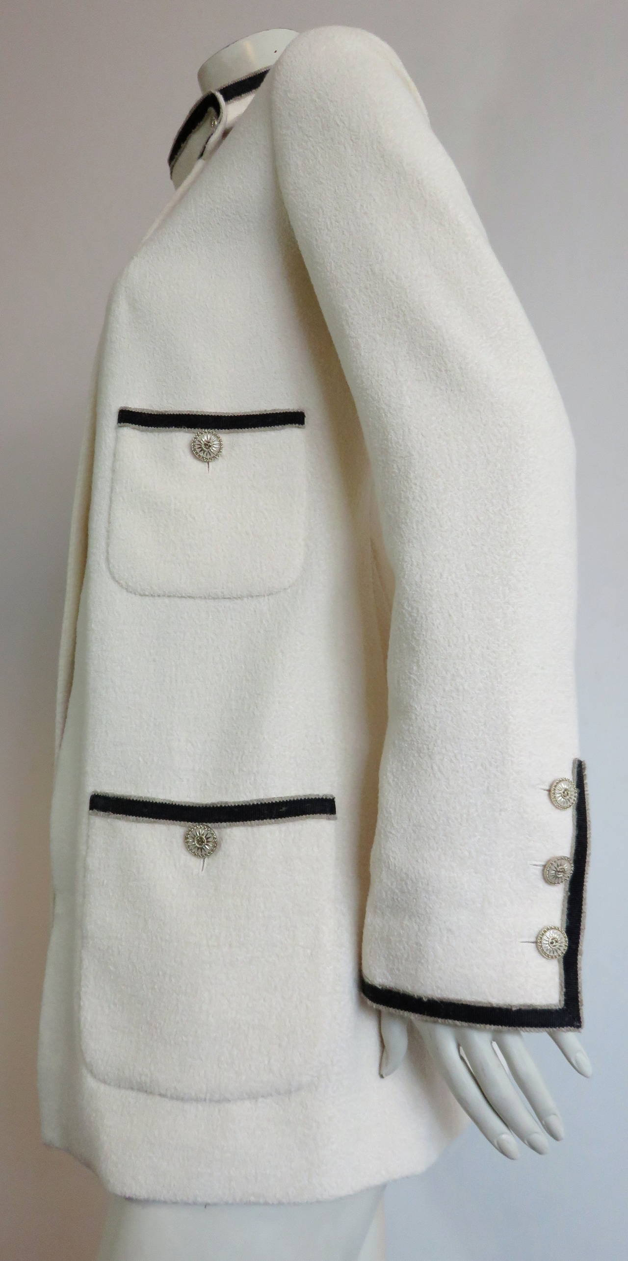 Women's or Men's CHANEL PARIS Ivory bouclé coat