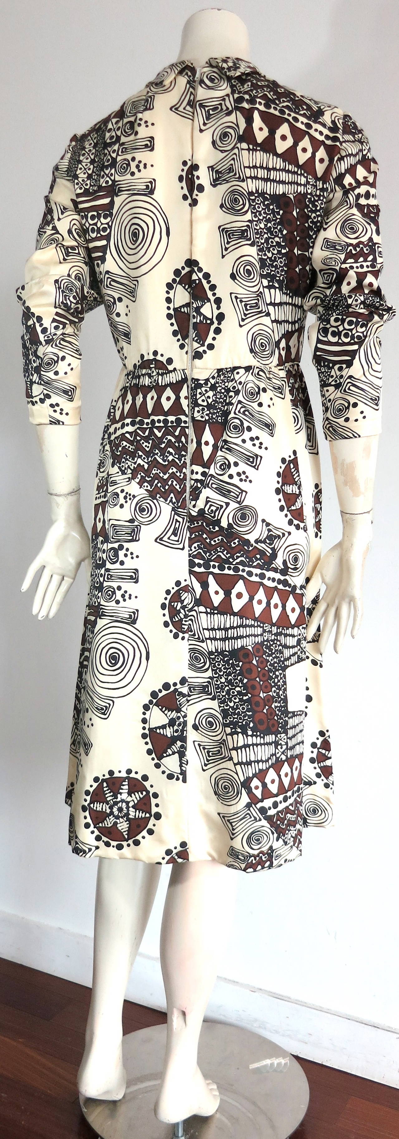 1960's ADELE SIMPSON Printed silk dress For Sale 2