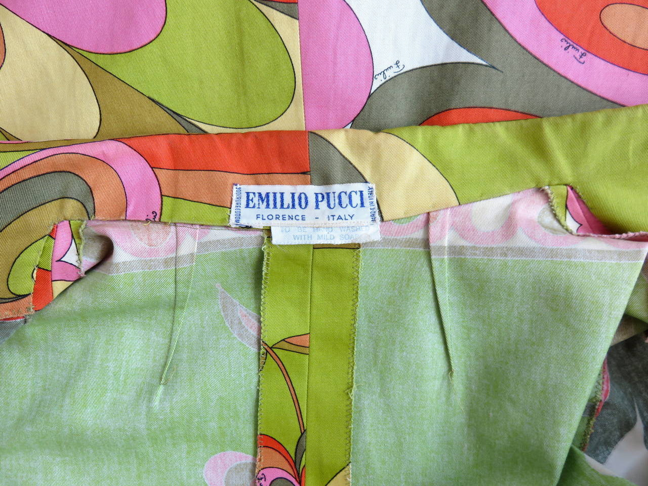 1960's EMILIO PUCCI Printed coat For Sale 5