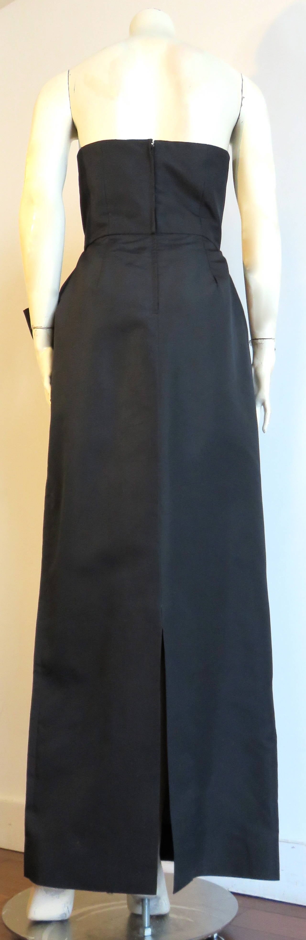 1970's MIGNON 'Gilda' inspired evening dress For Sale 2