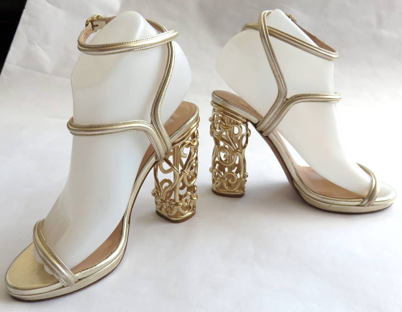 VALENTINO Metallic gold leather & metal cage heels shoes In Excellent Condition In Newport Beach, CA