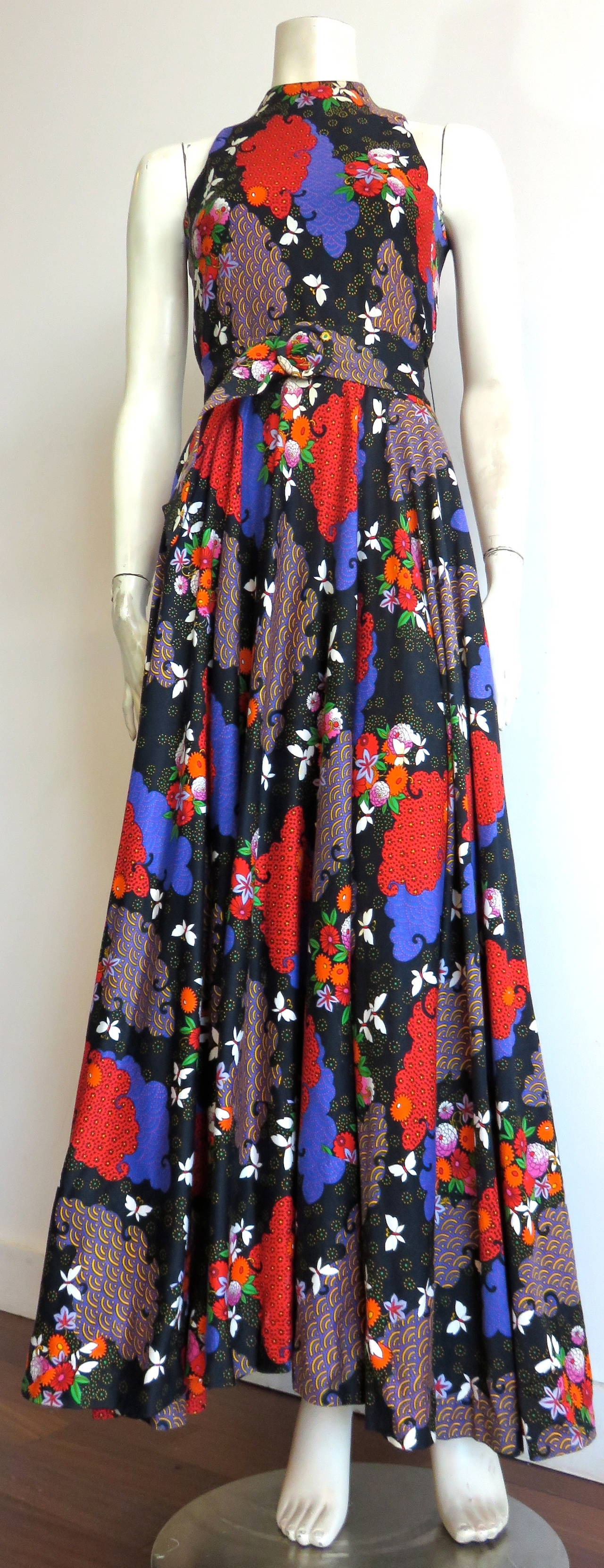 Women's 1970's GEOFFREY BEENE BOUTIQUE Floral print dress & belt For Sale