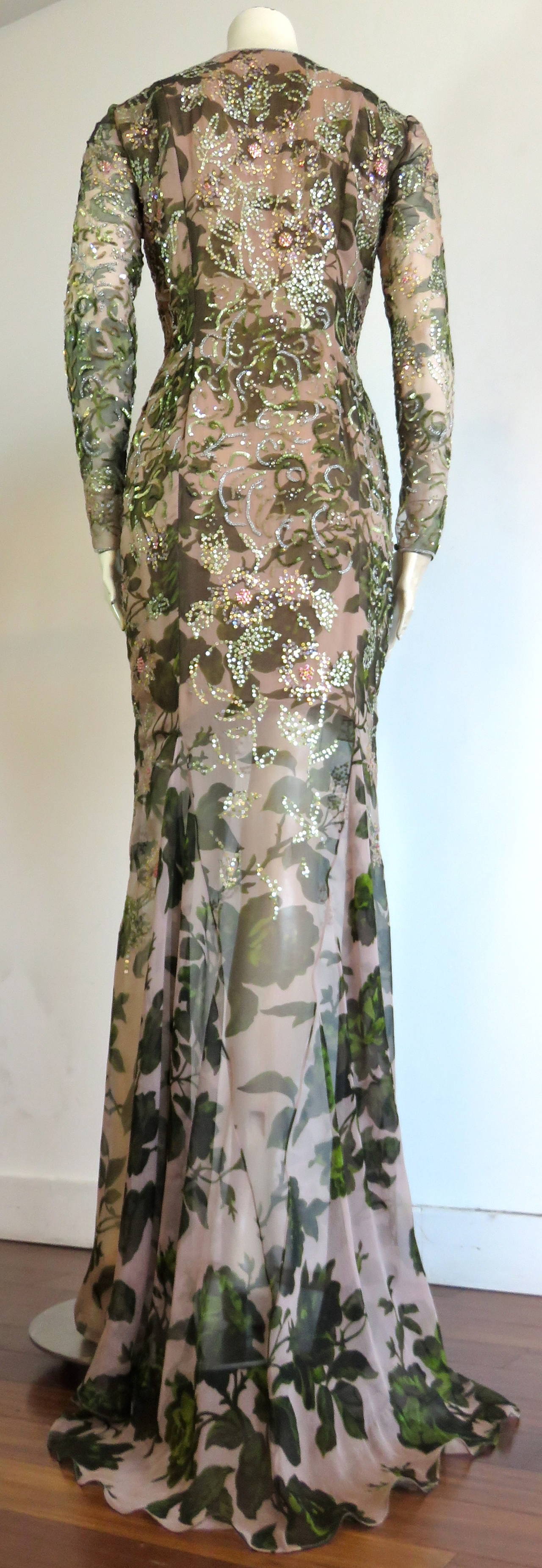 Women's OSCAR DE LA RENTA Ravishing silk chiffon evening dress