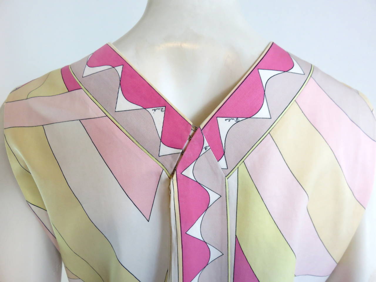 1960's EMILIO PUCCI Pastel geometric printed dress For Sale 1