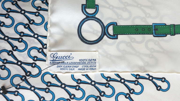 1970's GUCCI ITALY Unused silk scarf In Excellent Condition In Newport Beach, CA