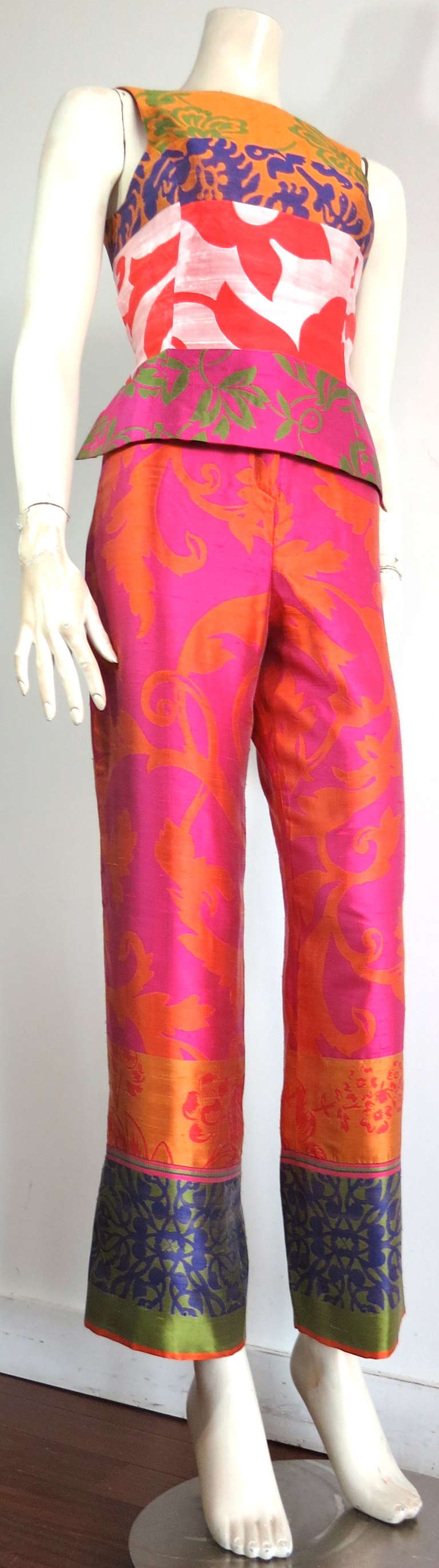 2001 OSCAR DE LA RENTA Silk tapestry bodice & pant set 3