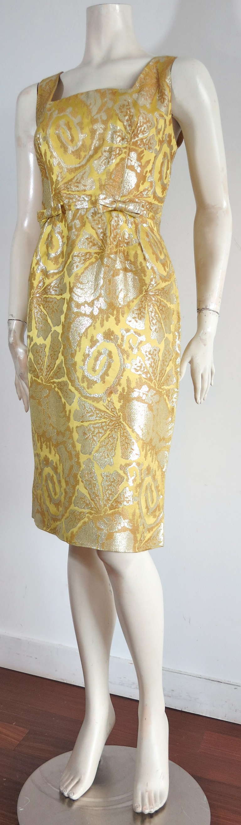 Beige 1960's Luxurious silk brocade cocktail dress For Sale