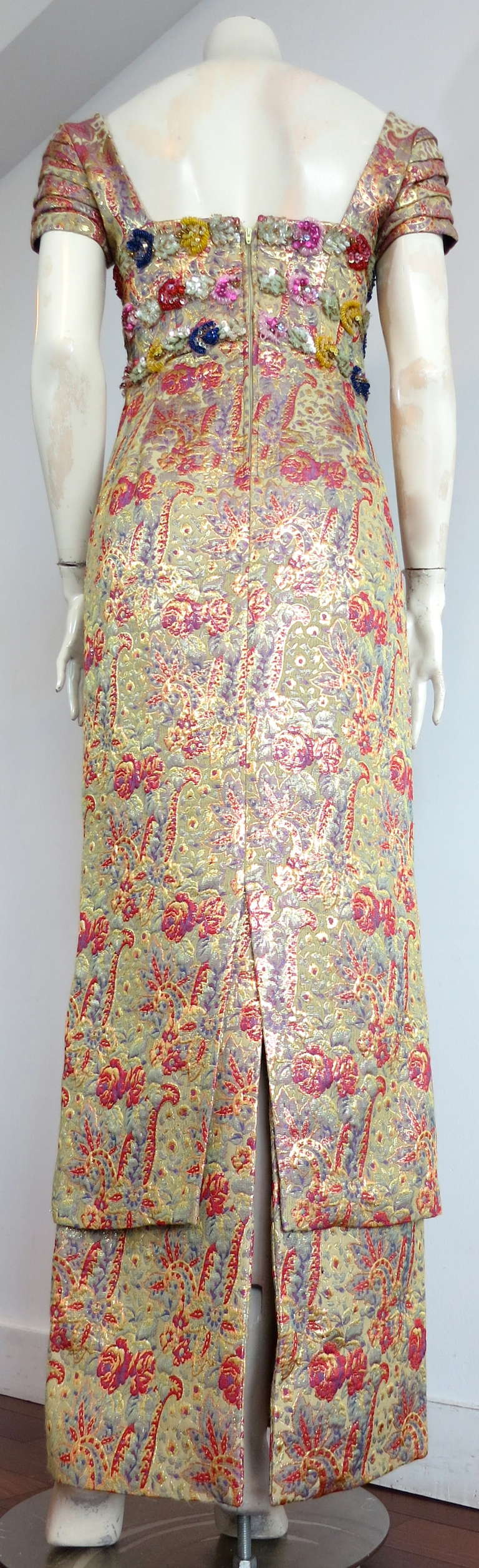 Vintage hand-beaded brocade evening dress For Sale 1