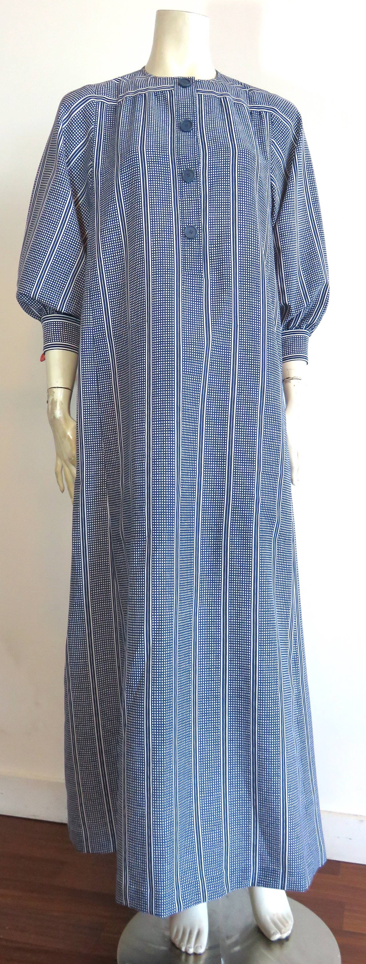 1970's GIVENCHY Haute Couture Bucol Paris fabric caftan dress For Sale 1